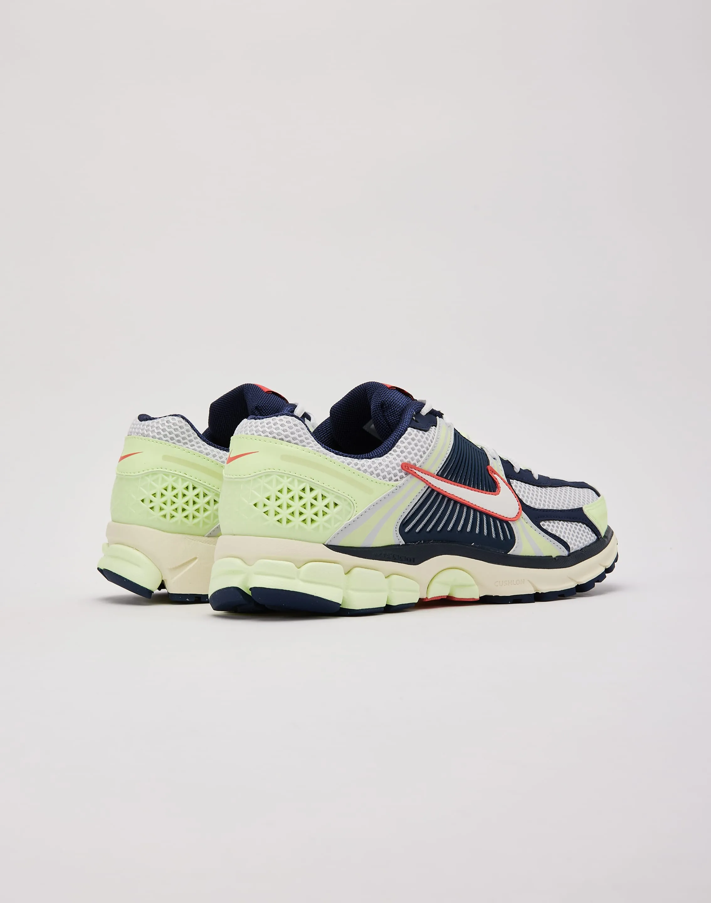 King Walk Nike Zoom Vomero 5
