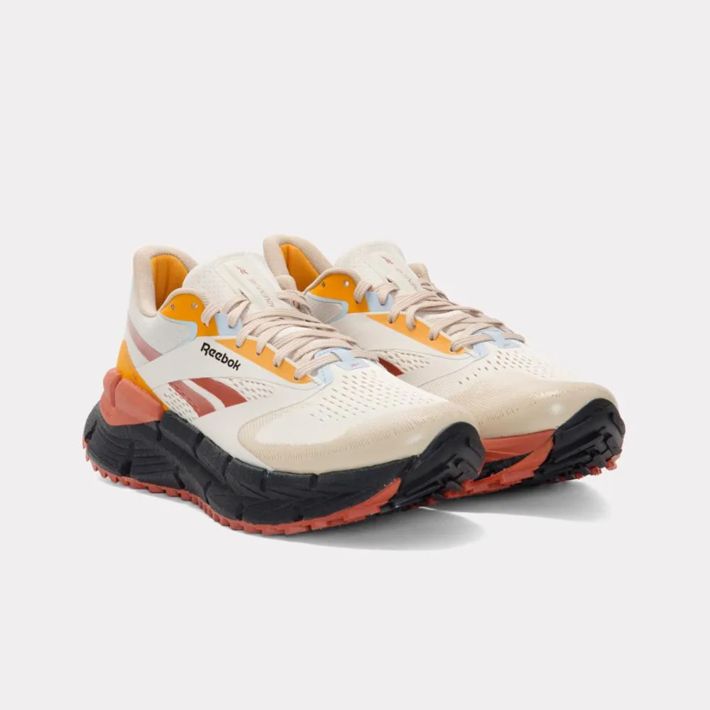 running technique Reebok Footwear Men FloatZig 1 Adventure Shoes SAND/WASHED BLACK/HOOP RED