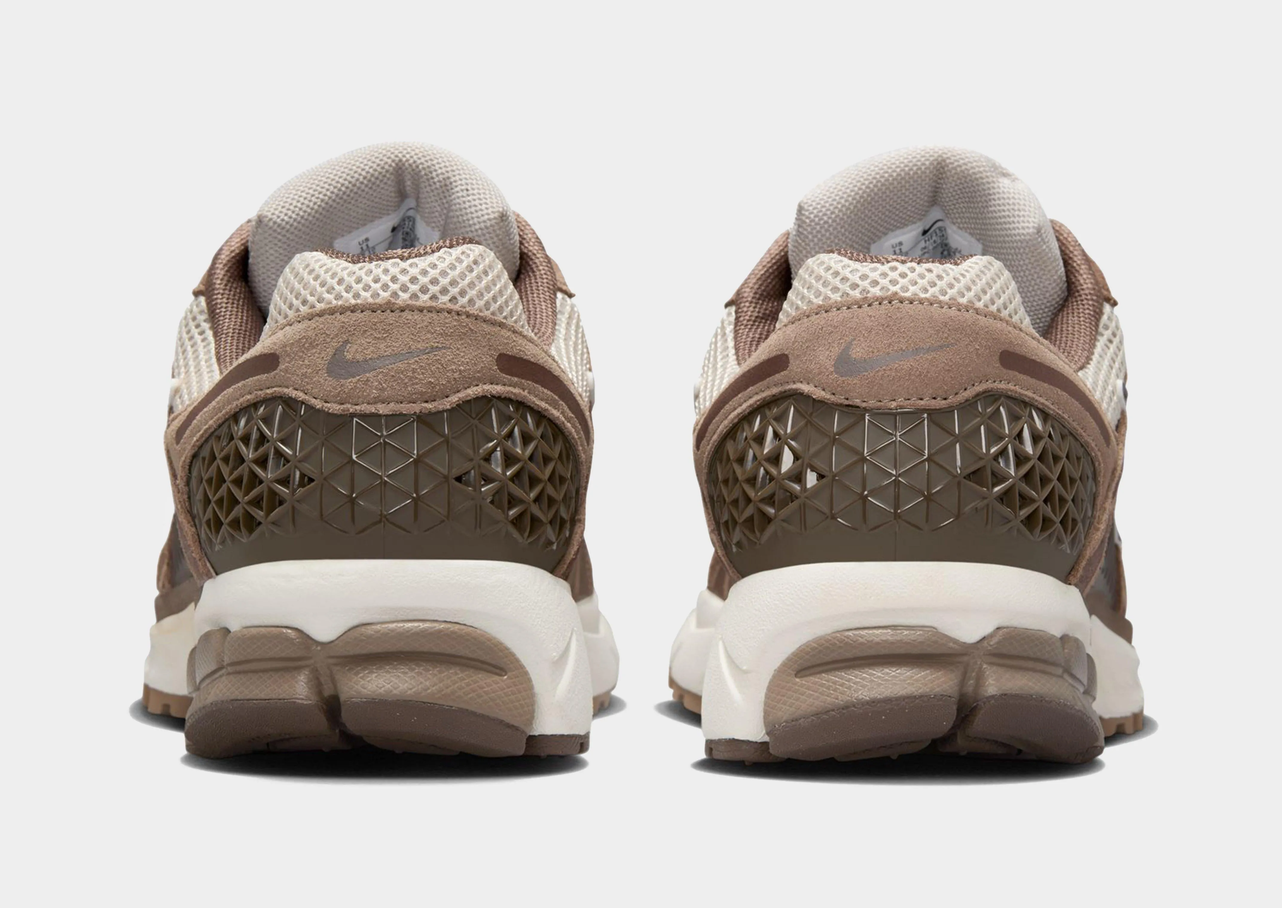 Foot Shape Nylon Mesh Zoom Vomero 5