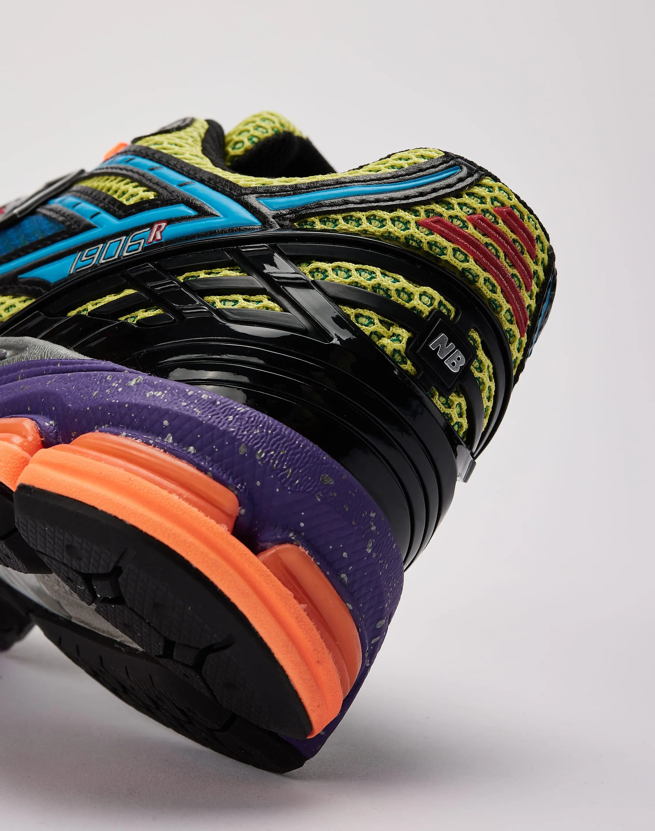Summer Heat Grip Strong New Balance 1906R 'Starry Nights'