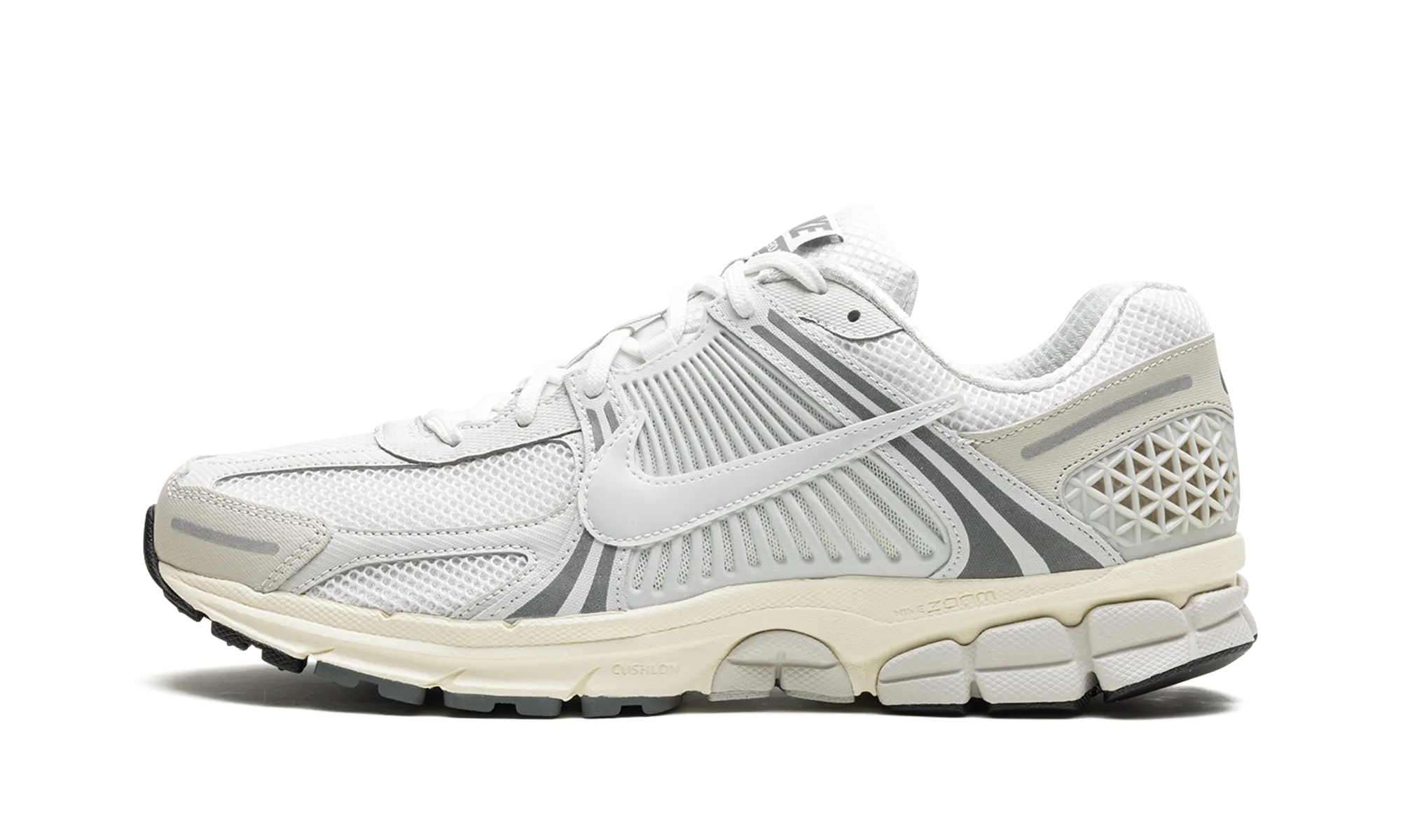 Zoom Vomero 5 "Platinum Tint" running for mental well - being