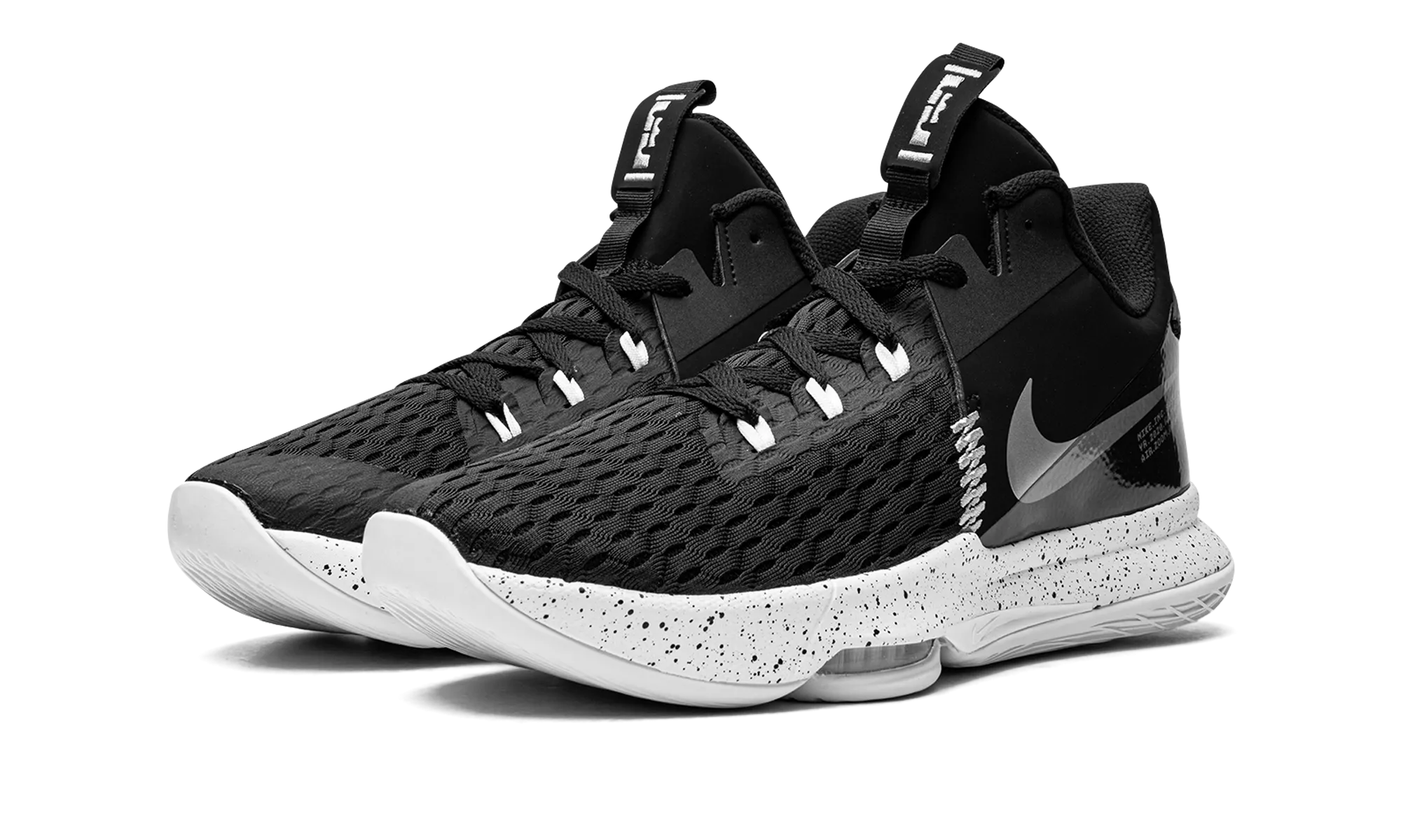 Adaptive Motion Plate LeBron Witness V