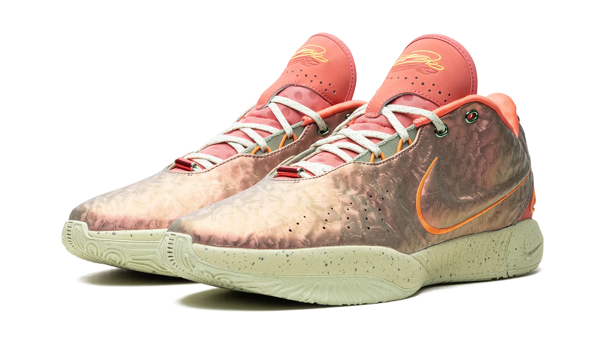 Hypergrip Tread LeBron 21 "Queen Conch"