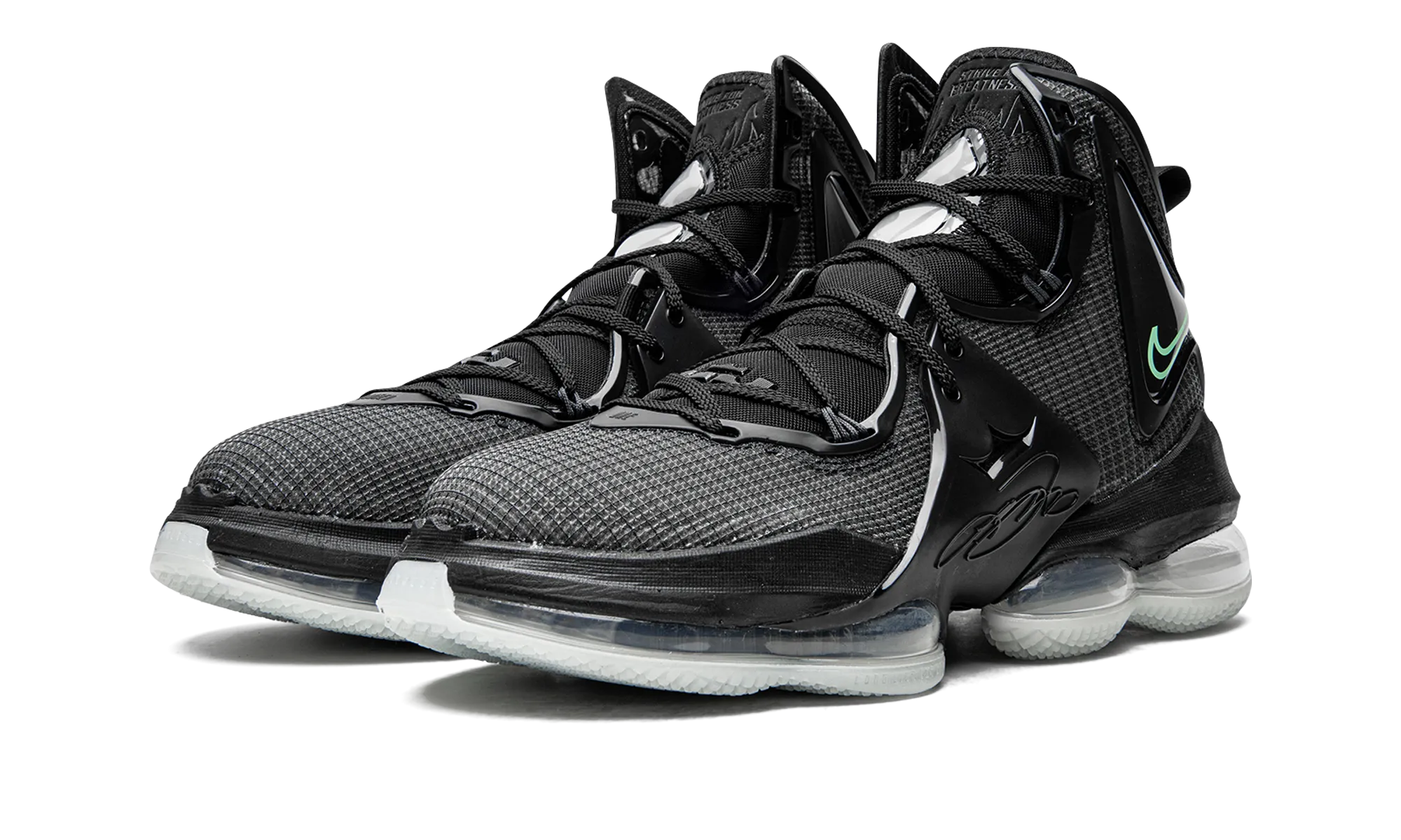 LeBron XIX "Green Glow" Energy   Return Quick Turnover