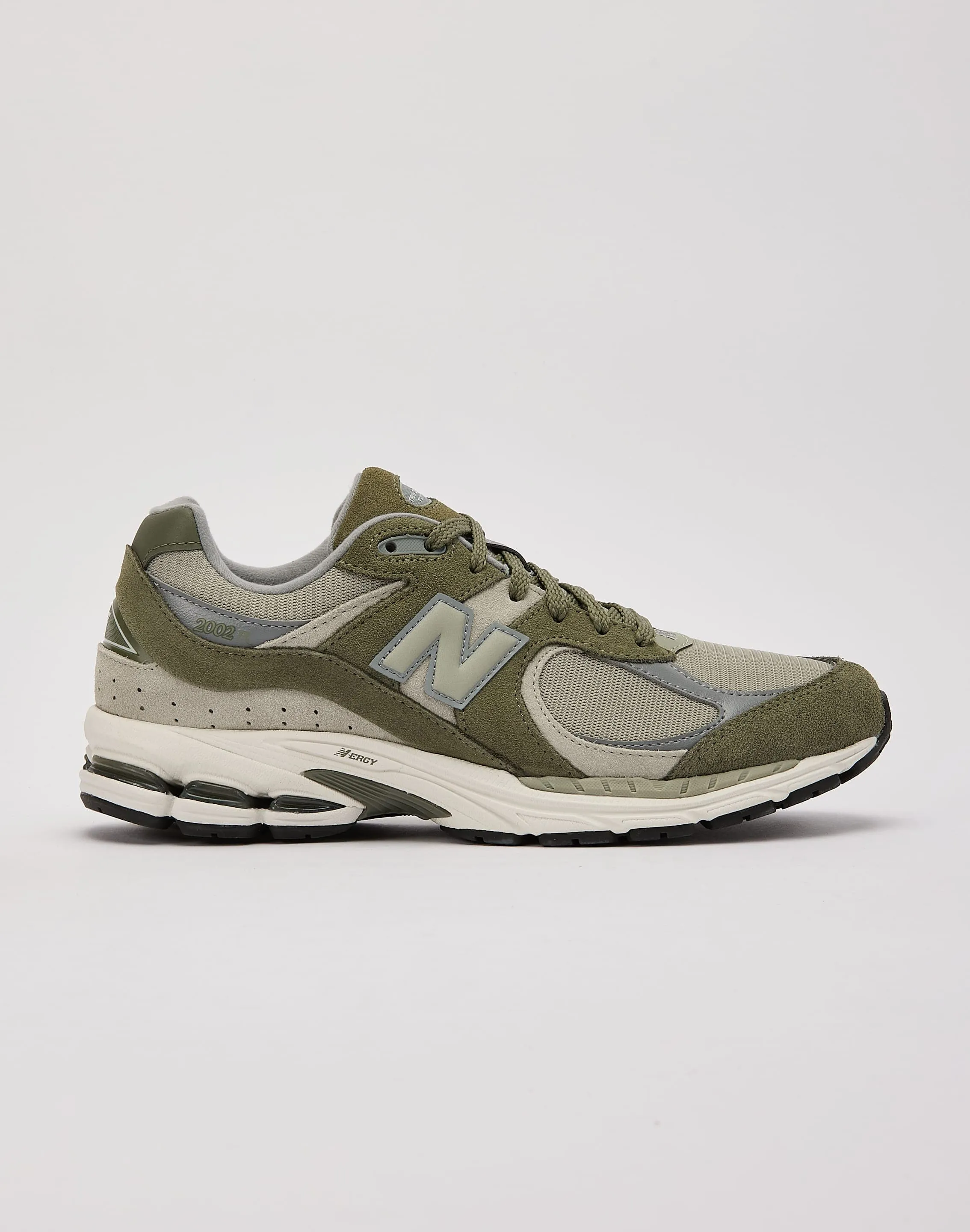 Dad Style Velvet Soft New Balance 2002R
