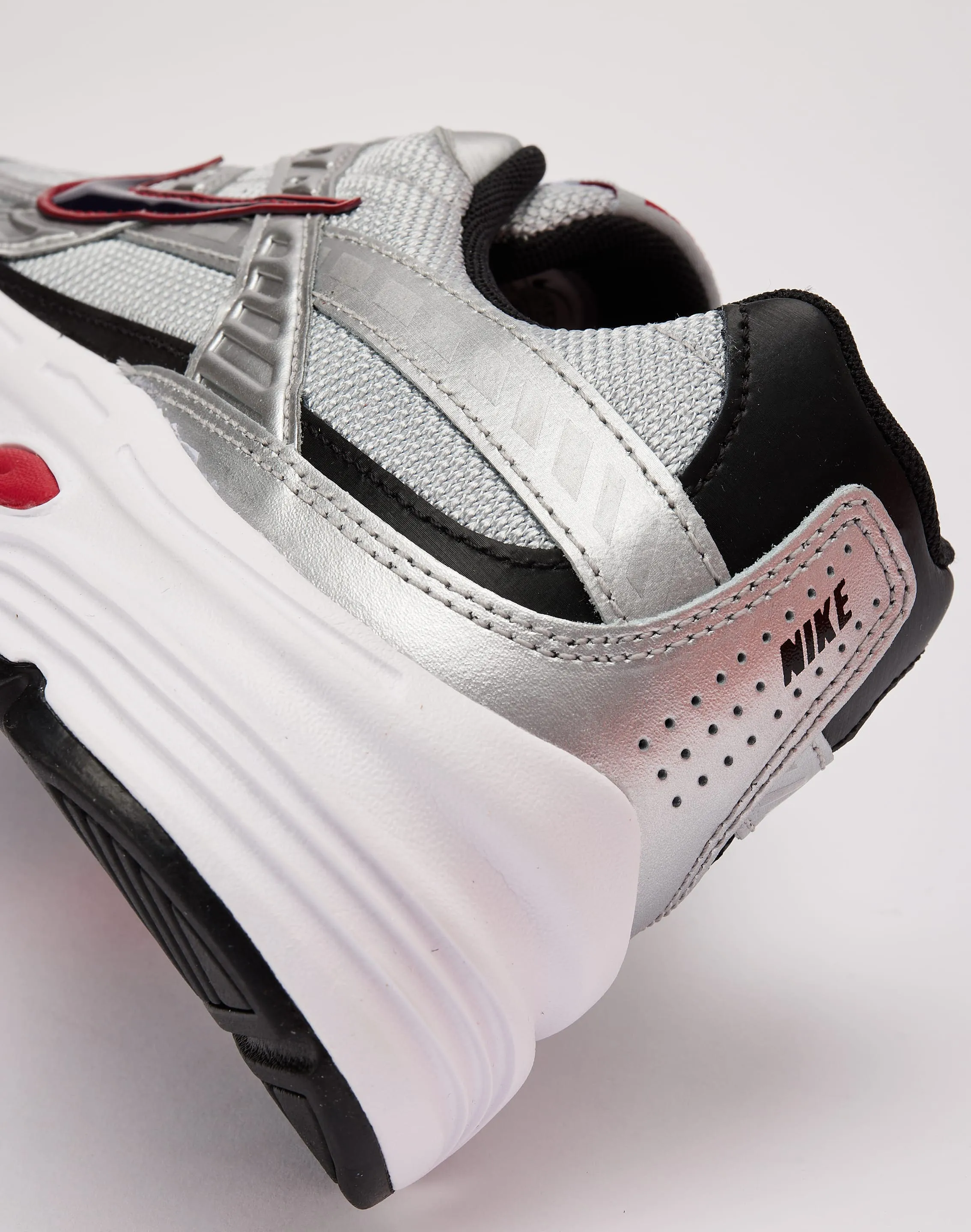 Nike Initiator Team Match Spanish Bold