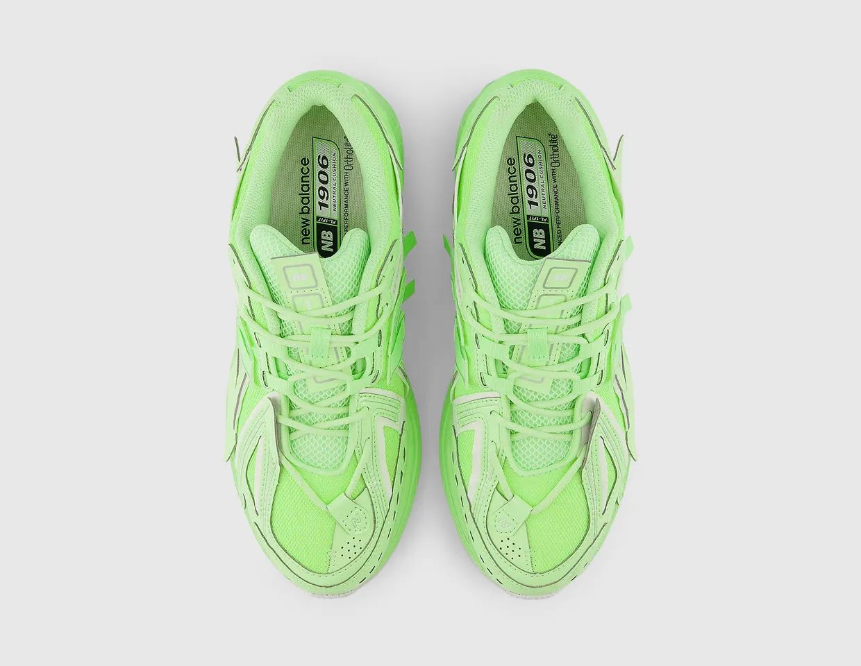 Quick Travel New Balance 1906A Mint Flash / Silver Metallic