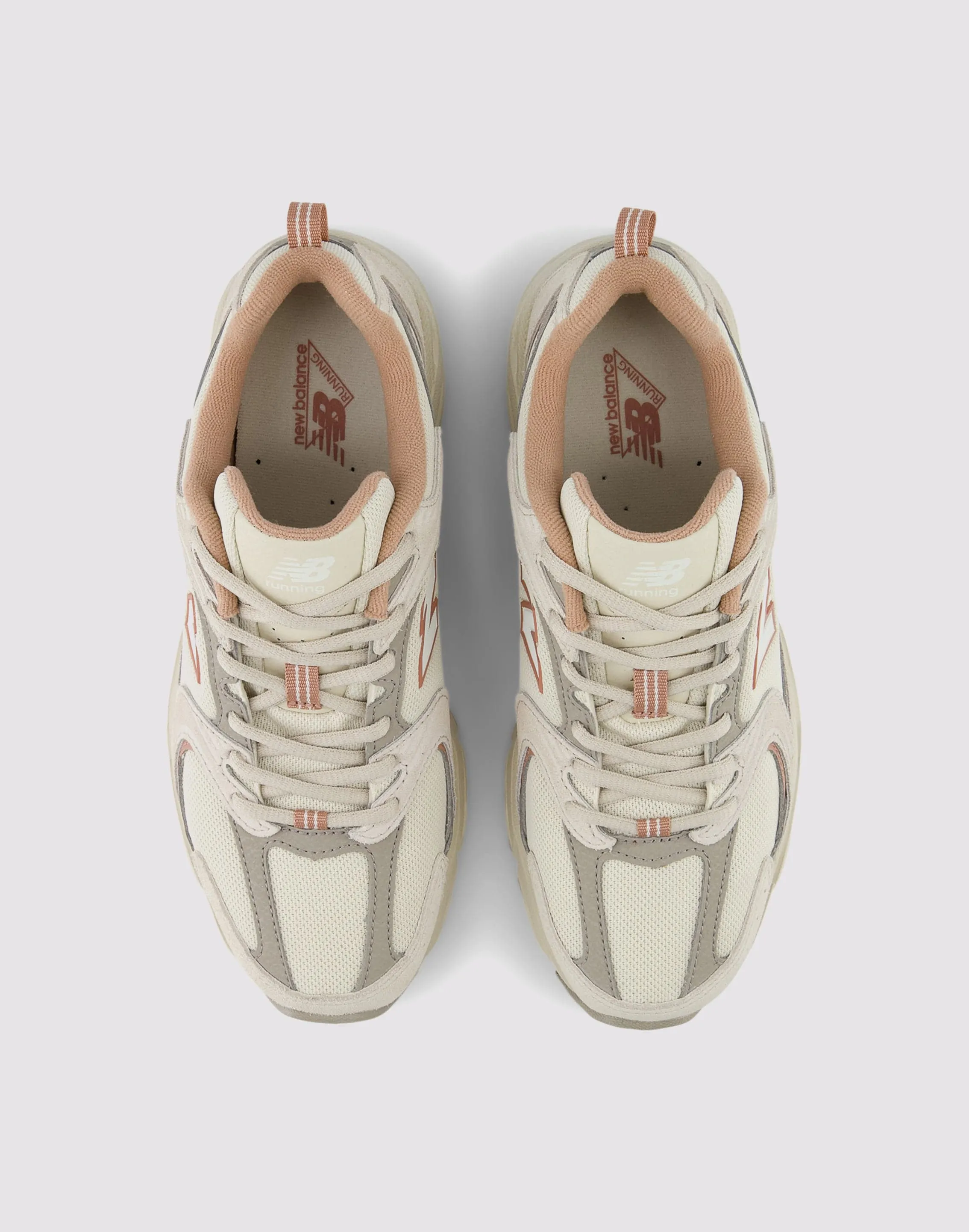 Silk Feel New Balance 530
