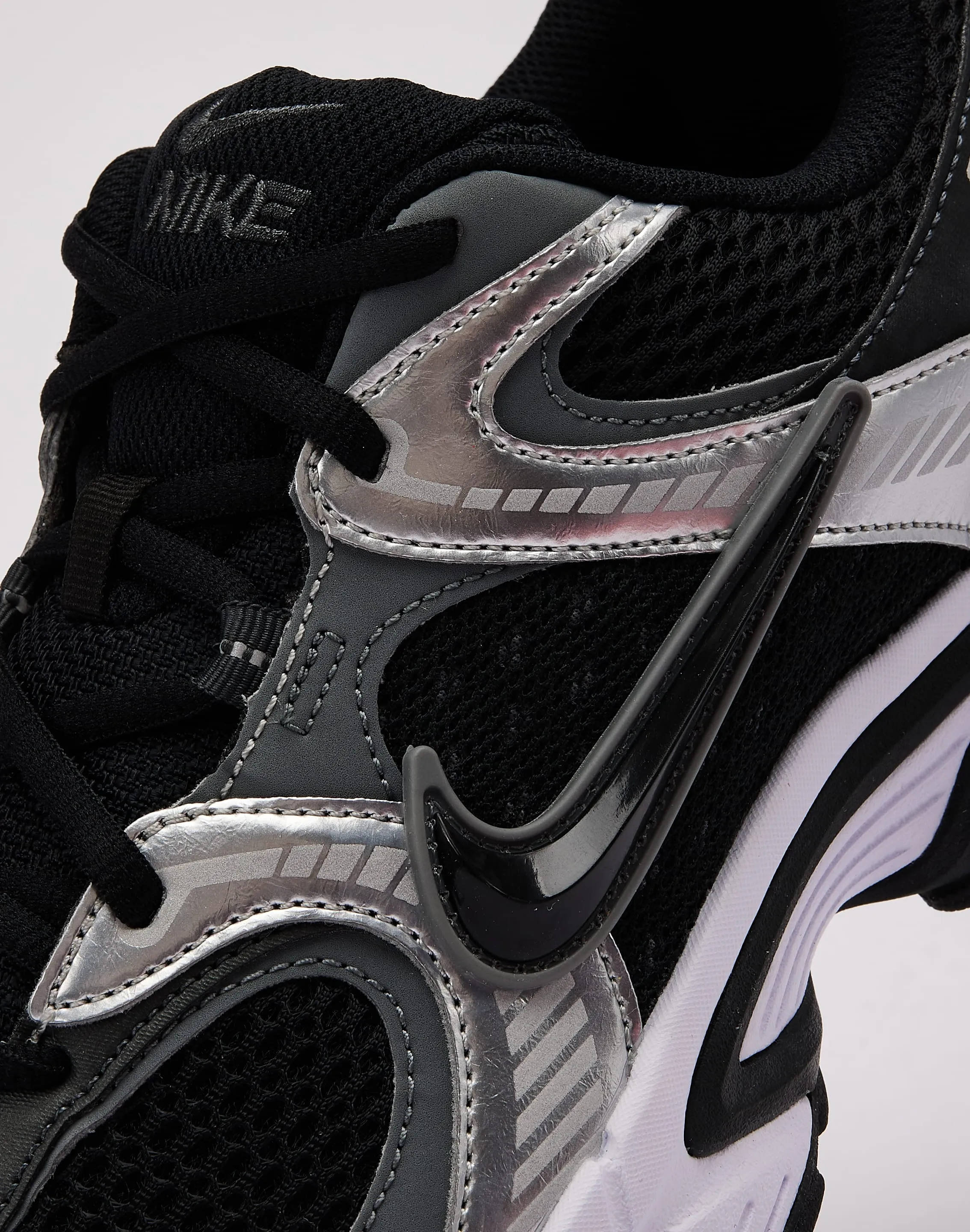 Nike V5 RNR Business Mode Bounce Edge