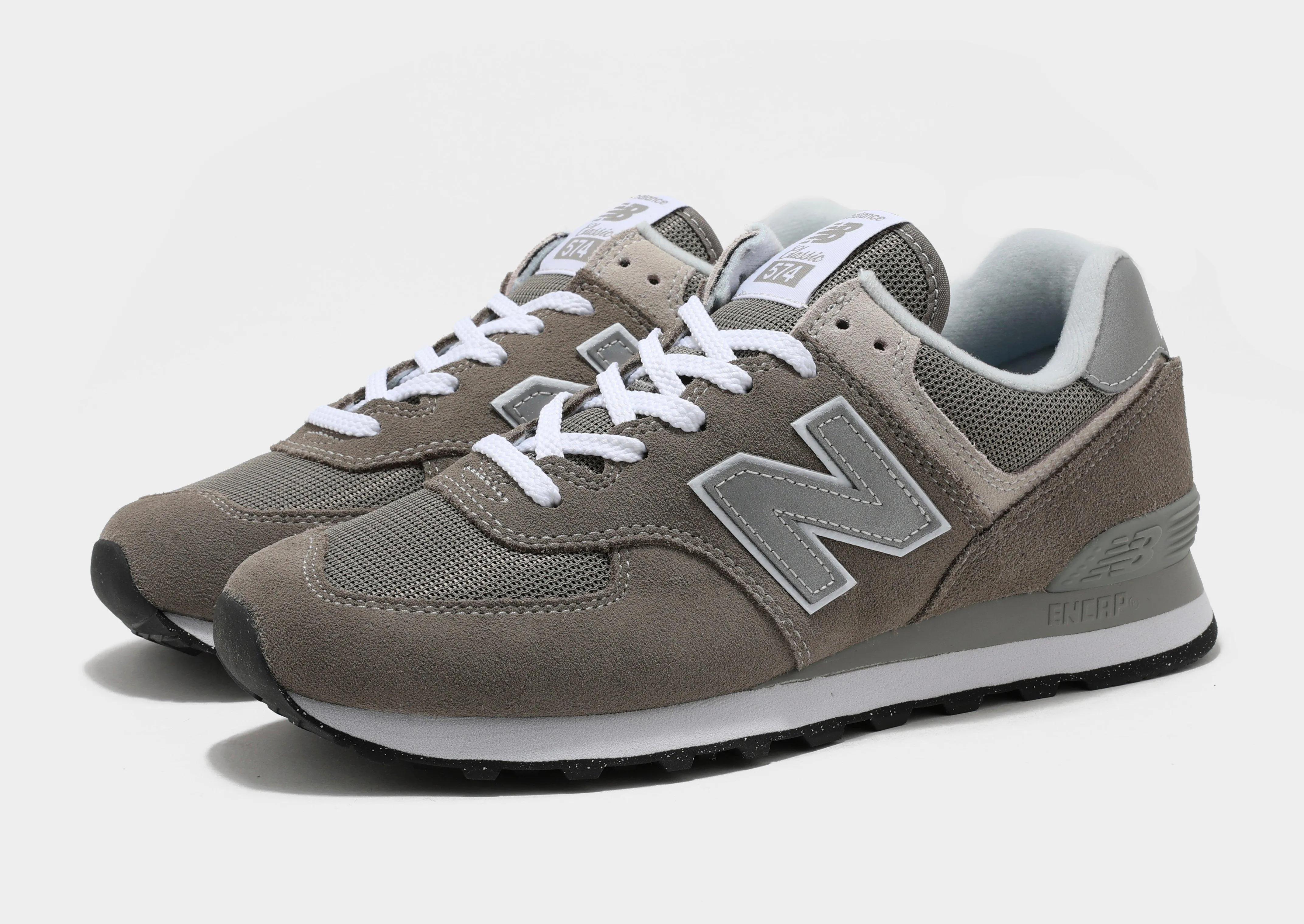 574 Active Wearer