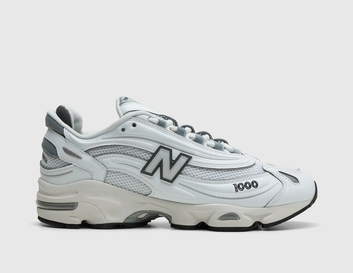 Neutral Style New Balance M1000 White / Grey Matter