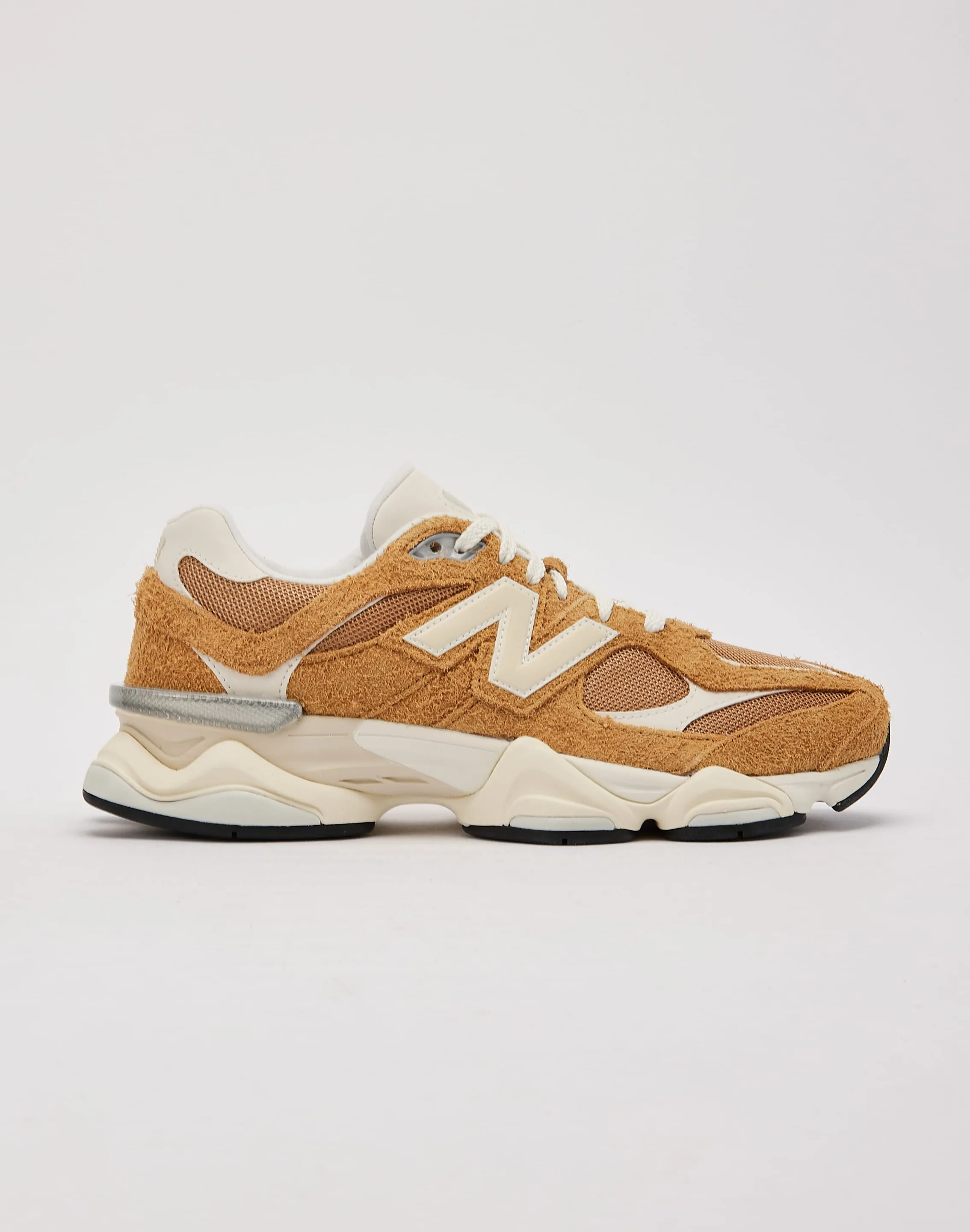 New Balance 9060 Wind Block Casual Move