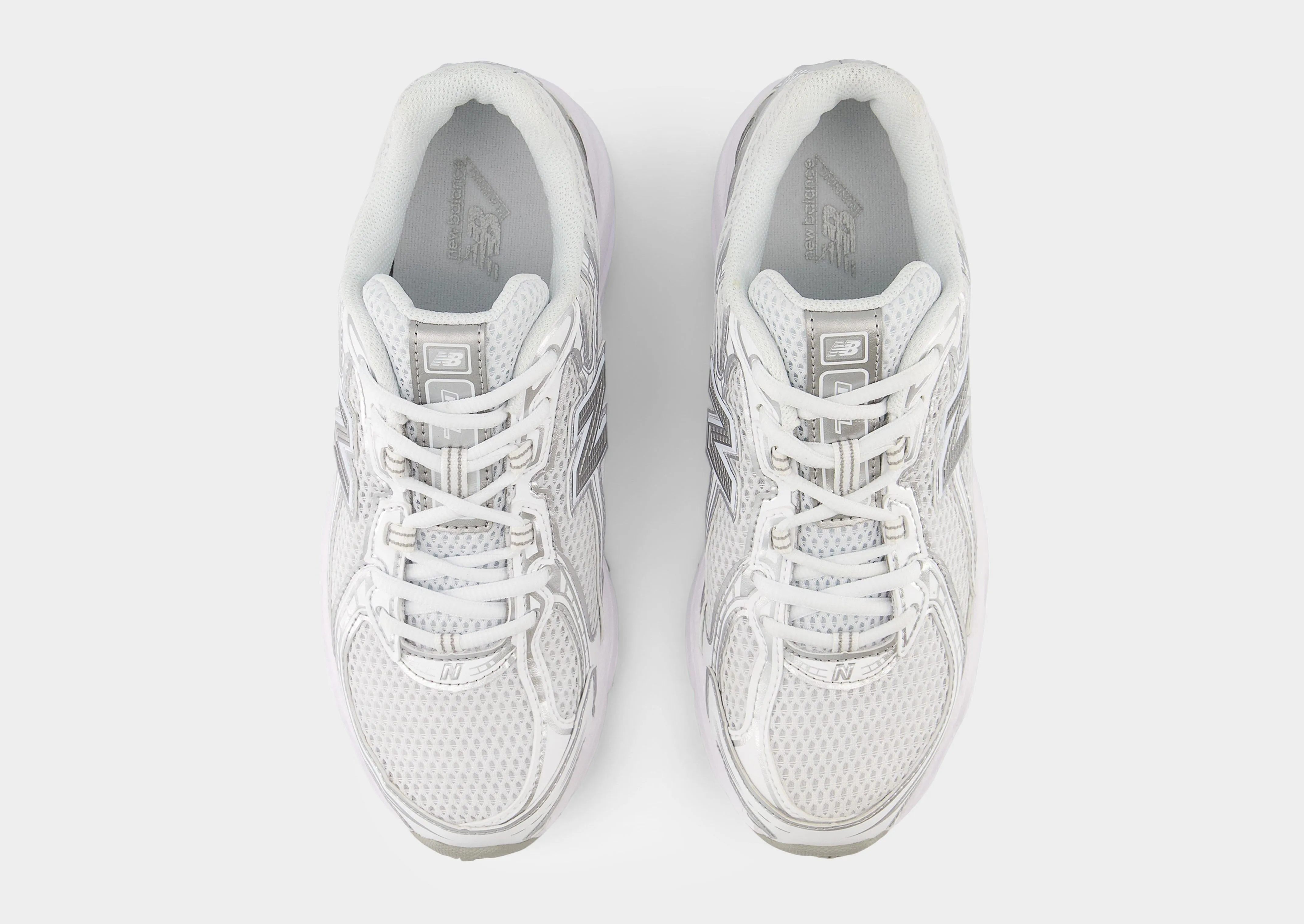 740 Sophisticated Comfort