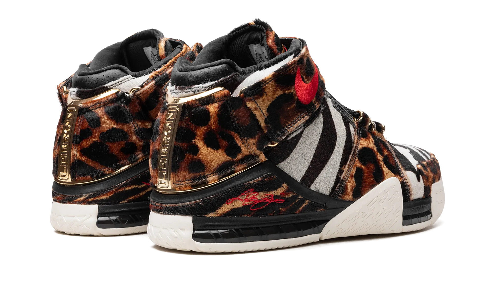 LeBron 2 "Beast" Mobility Assist Layer Hyperelastic Midsole Compound