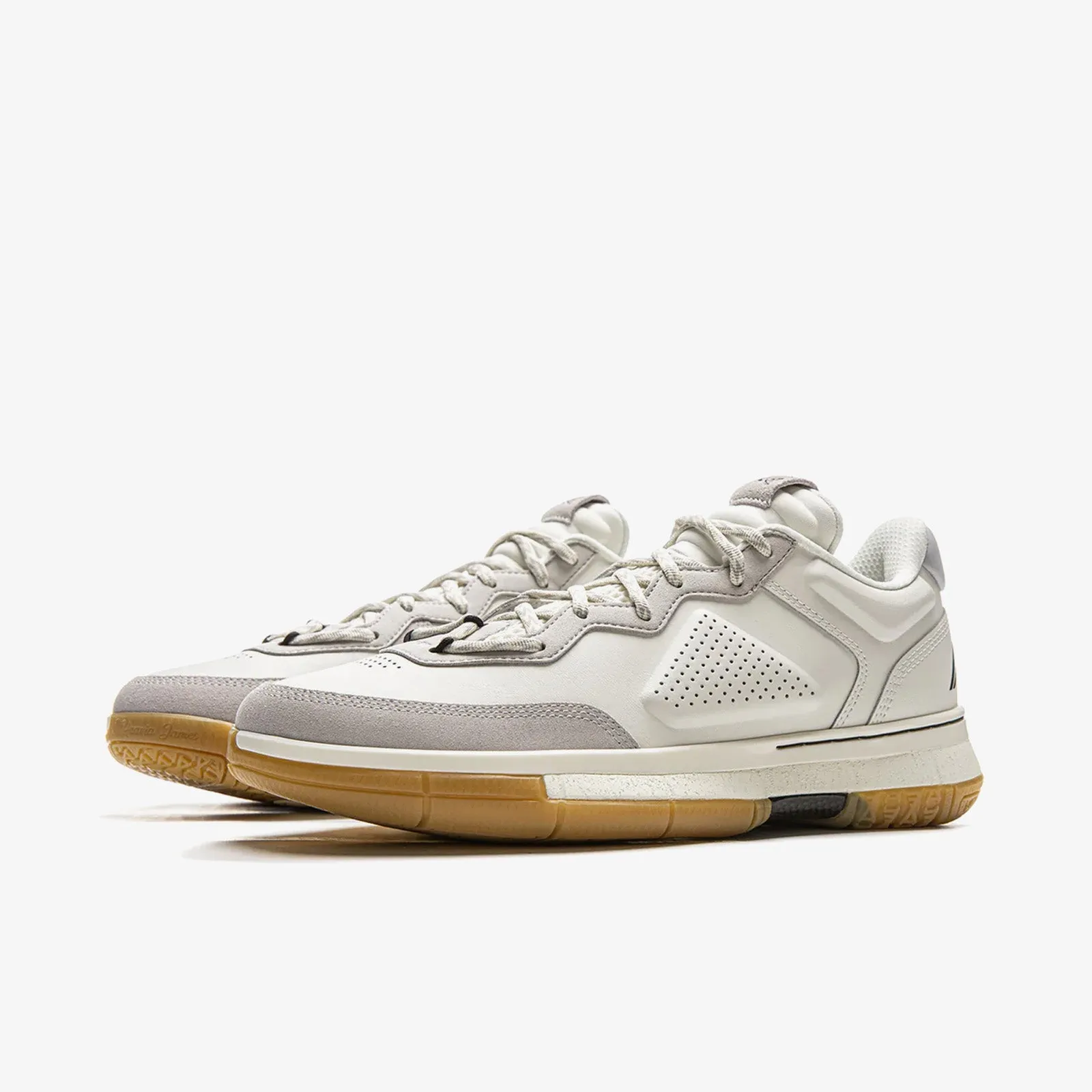 WOW 1 Low - 'White Hot' TPU Midsole Ventilation Channel Network