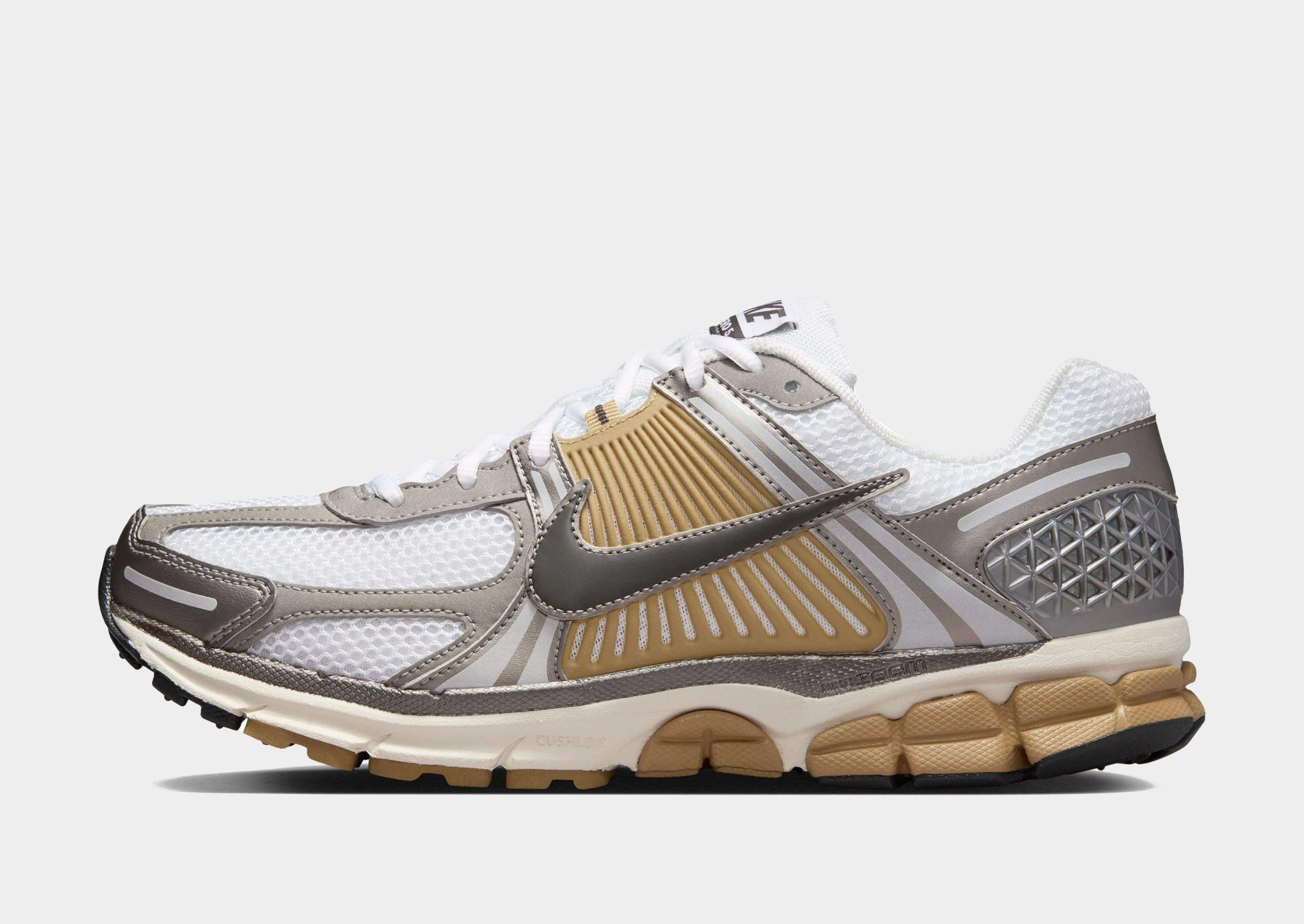 Zoom Vomero 5 medium fit Durable