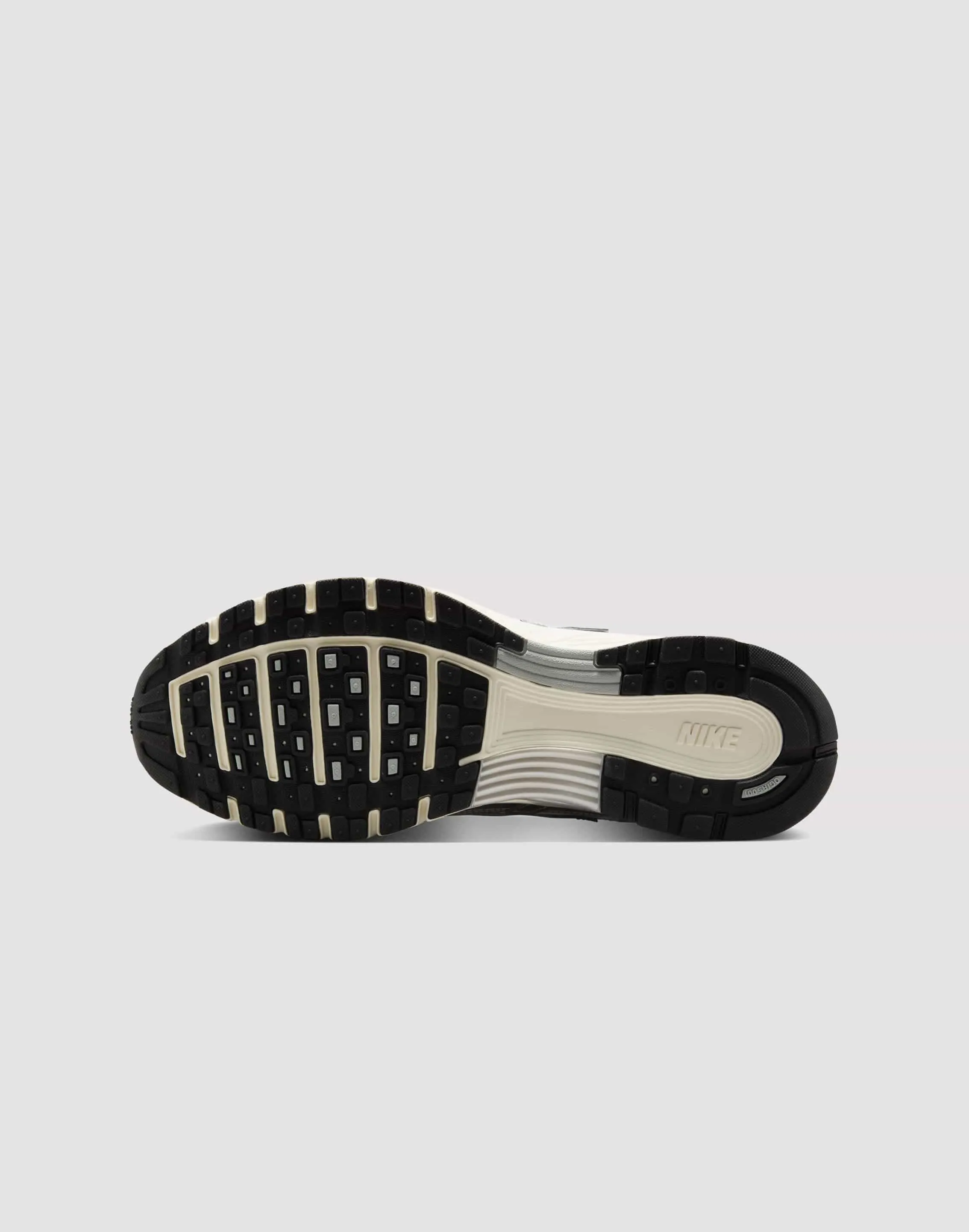 Wet Grip Nike P-6000