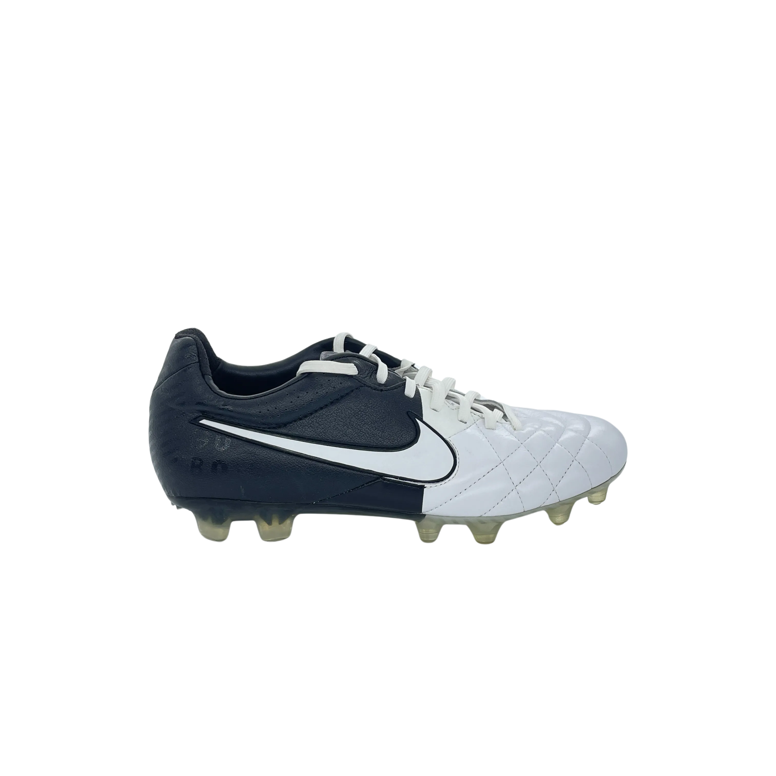 Kick Practice Indoor Game Nike Tiempo Legend IV FG