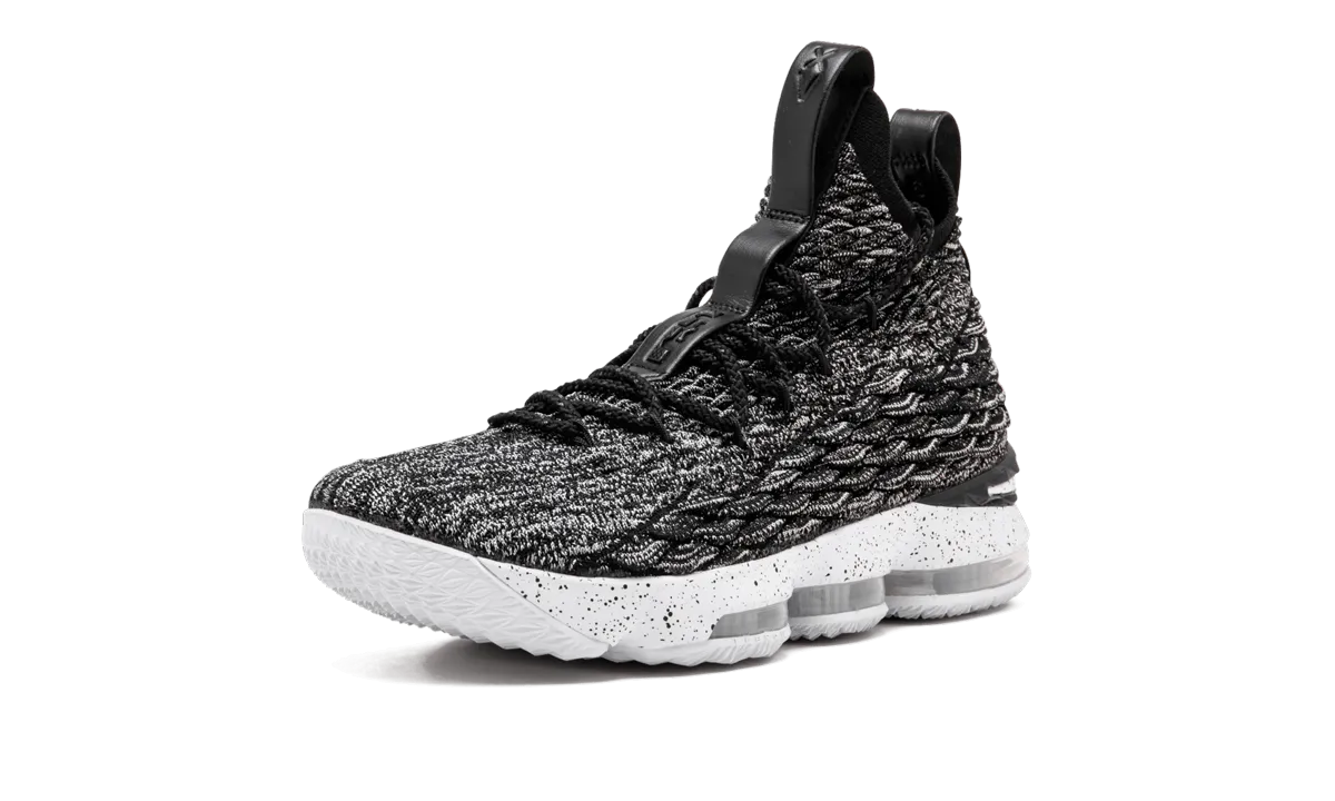 Lebron XV Responsive Heel Zone