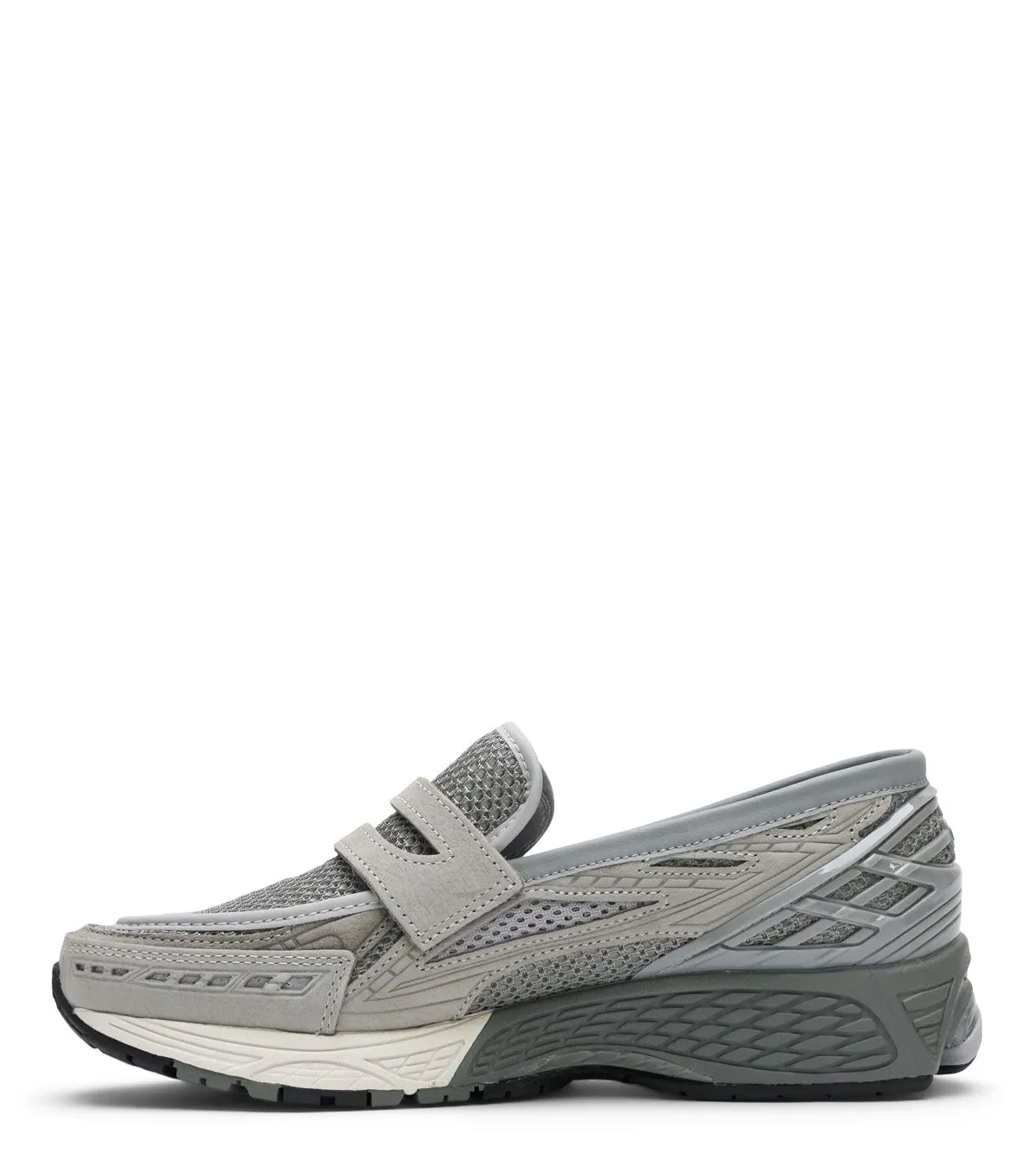 Fashion-Forward Look New Balance 1906L Rain Cloud