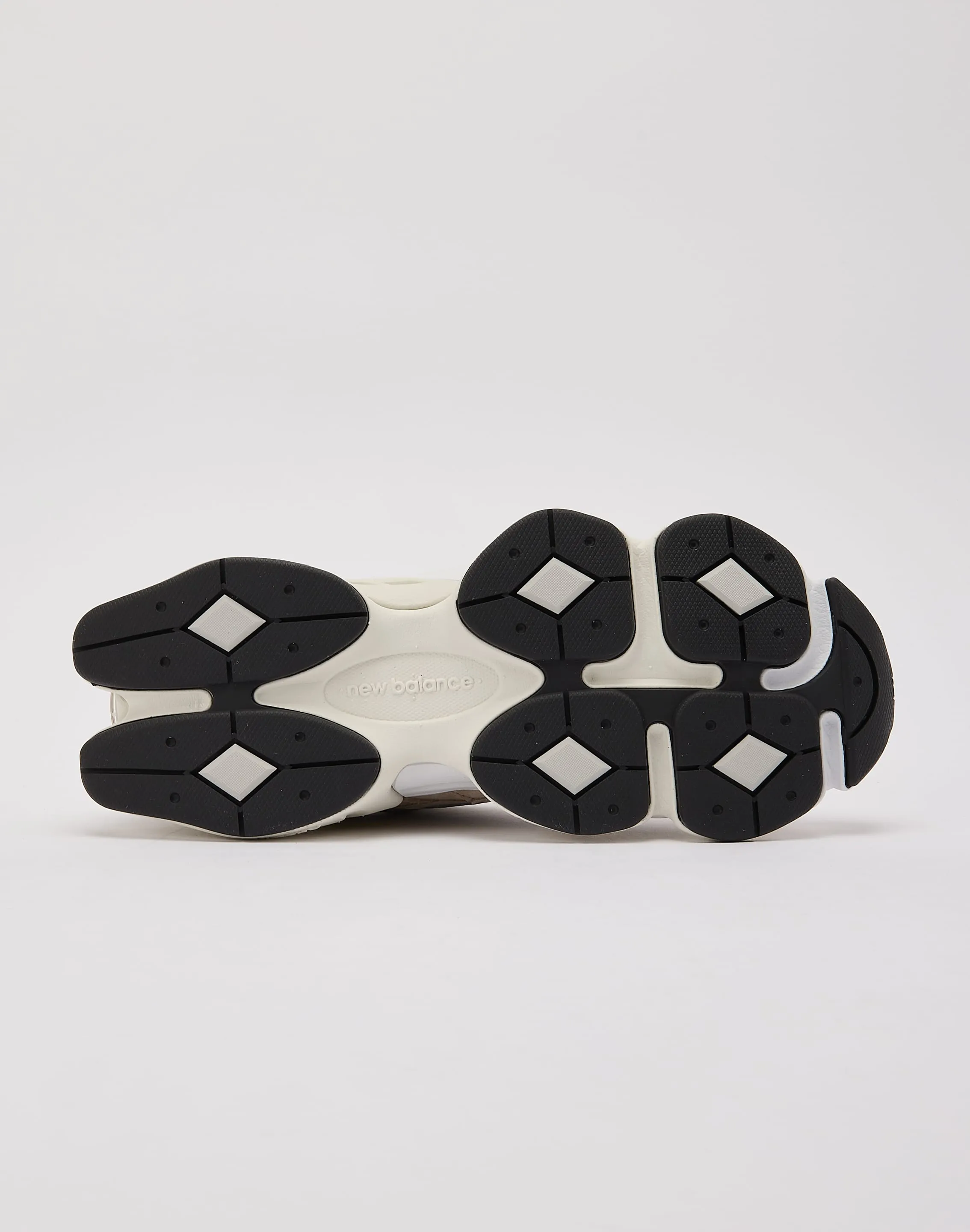 New Balance 9060 Trend Glow Formal Mode