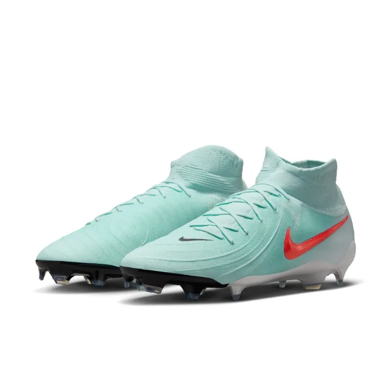 Push Traction Nike Phantom Luna II Pro Firm Ground Cleats