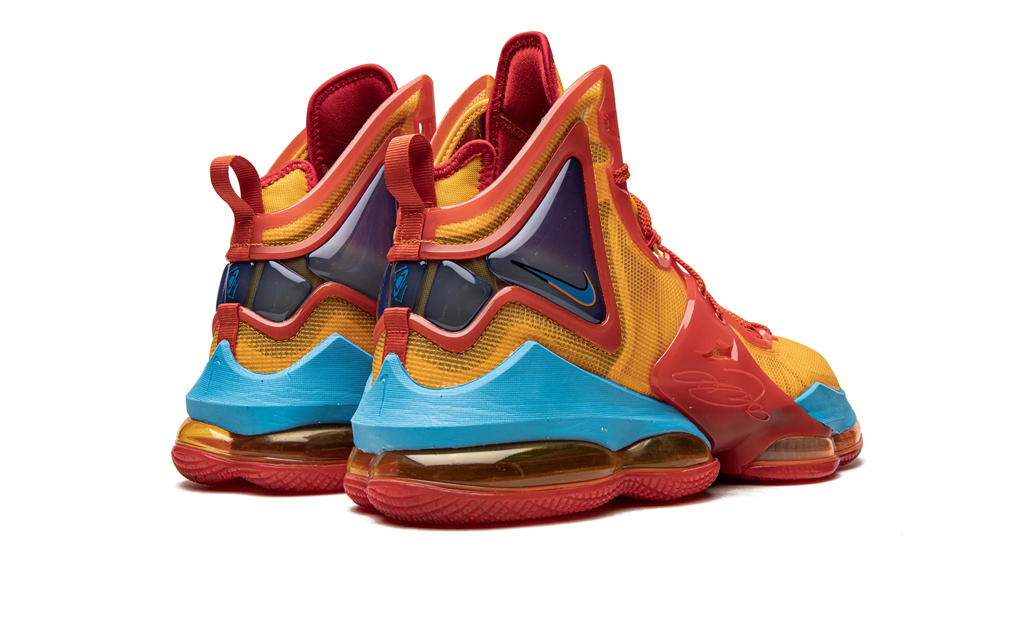 Comfort And Stability Energy   Return LEBRON XIX "Space Jam - Tune Squad"