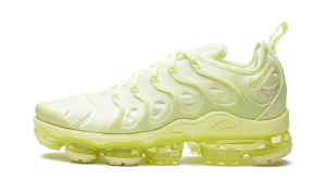 easy to put on wide toe - box AIR VAPORMAX PLUS WMNS