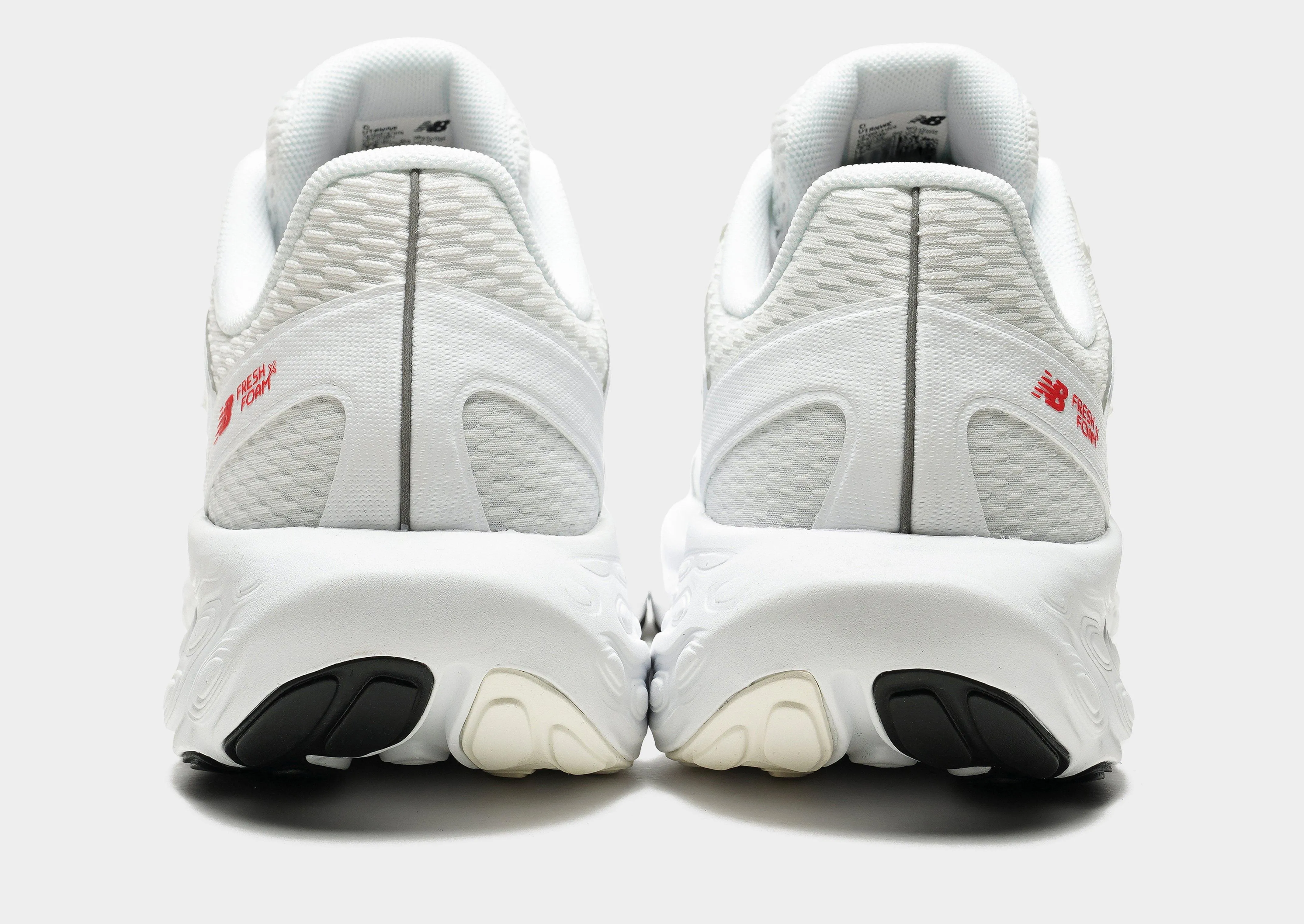 FuelCell Trainer Style Lovers Crisp Look