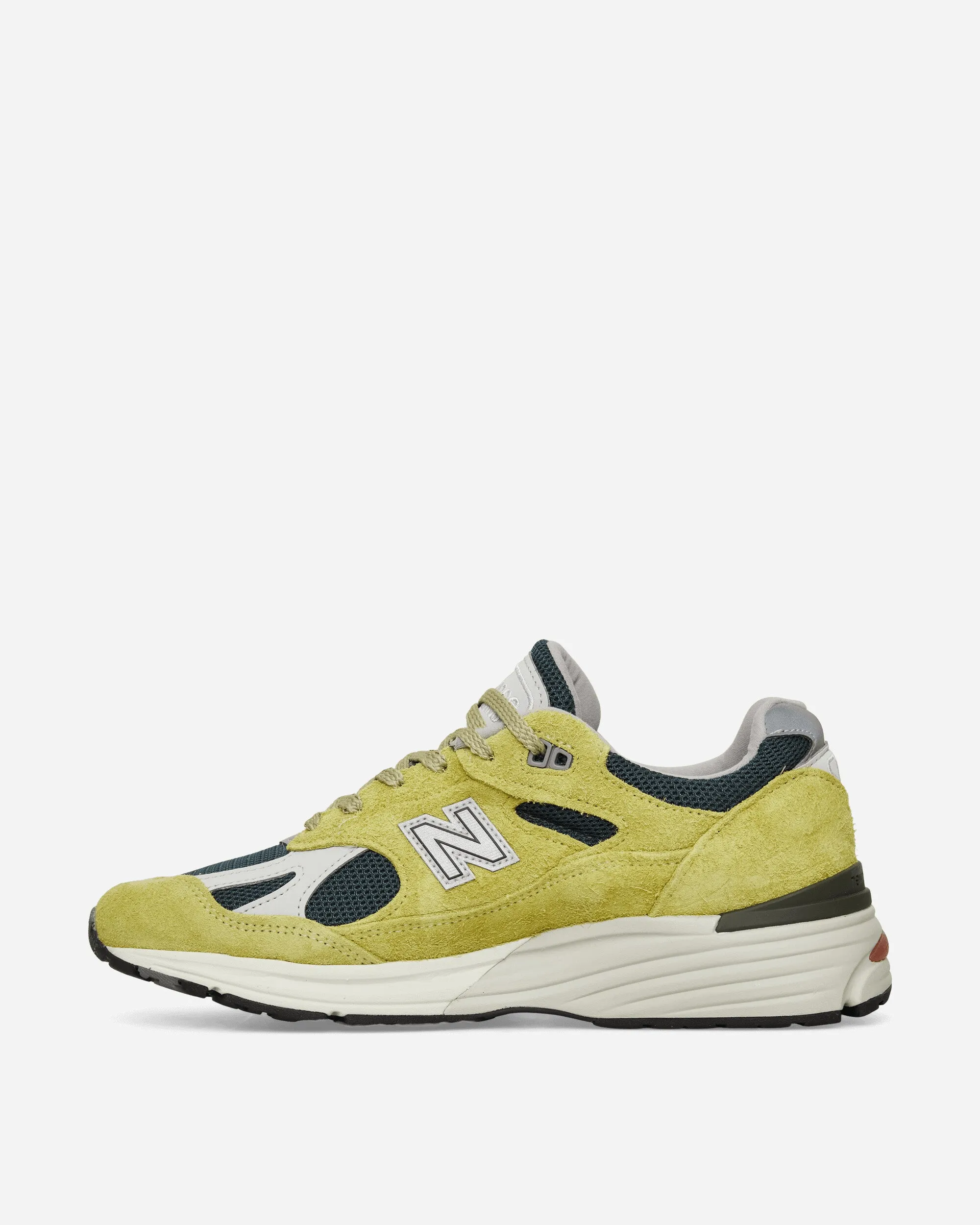 Made in UK 991v2 Grape Sorbet Sneakers Beechnut Pressure Zone Mapping Zero Break In Comfort