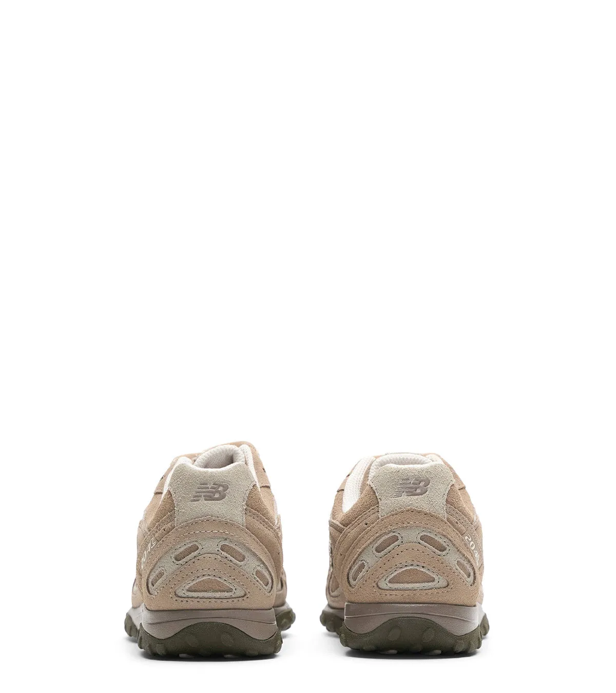 Resilient Grip Weekend Ready New Balance 204L Mushroom