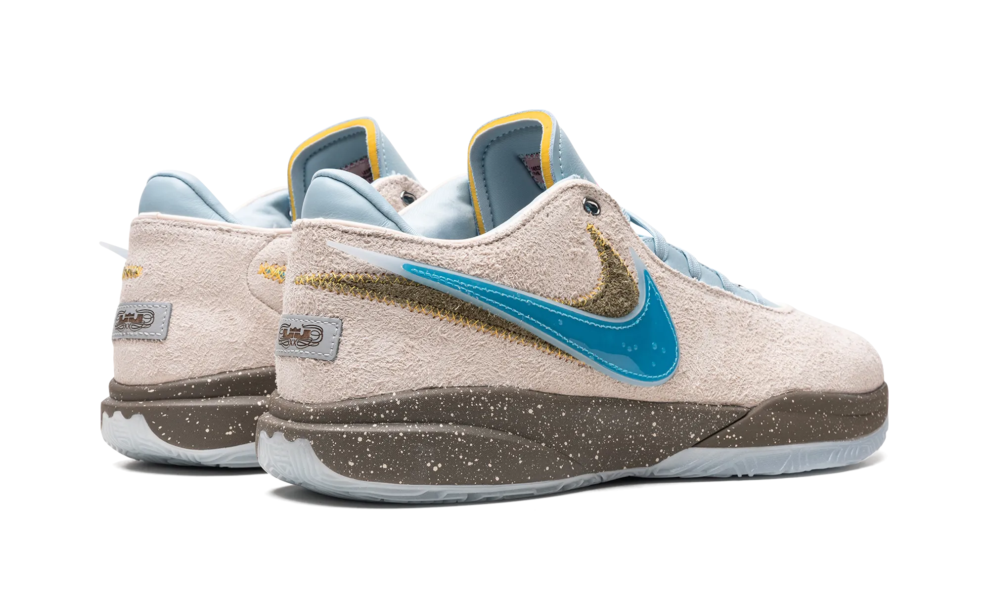 Dynamic Control LeBron 20 "Unknwn - Message in a Bottle"