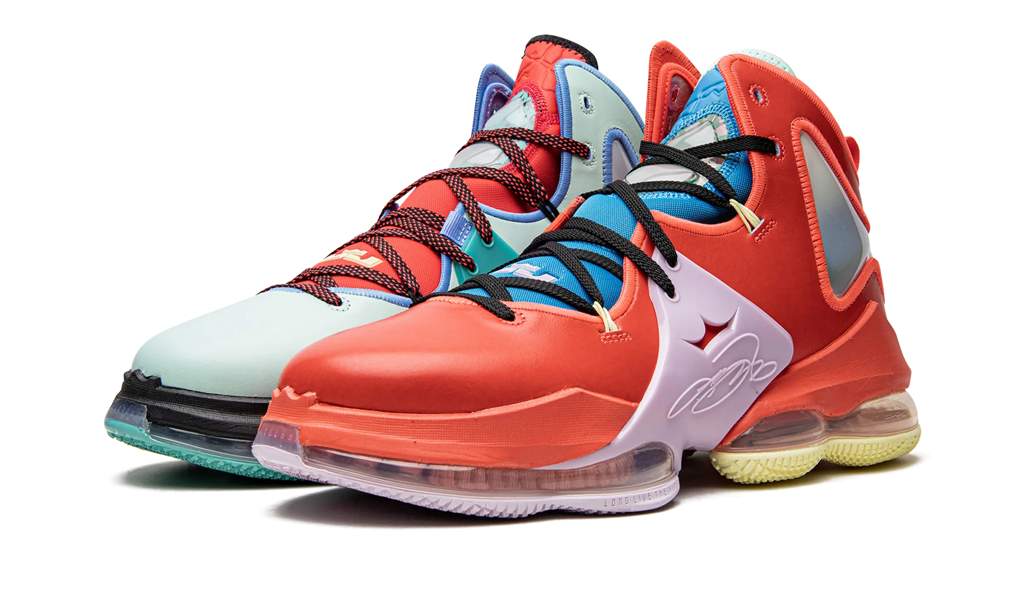 Fast Dribble LeBron 19 "LeBronival"