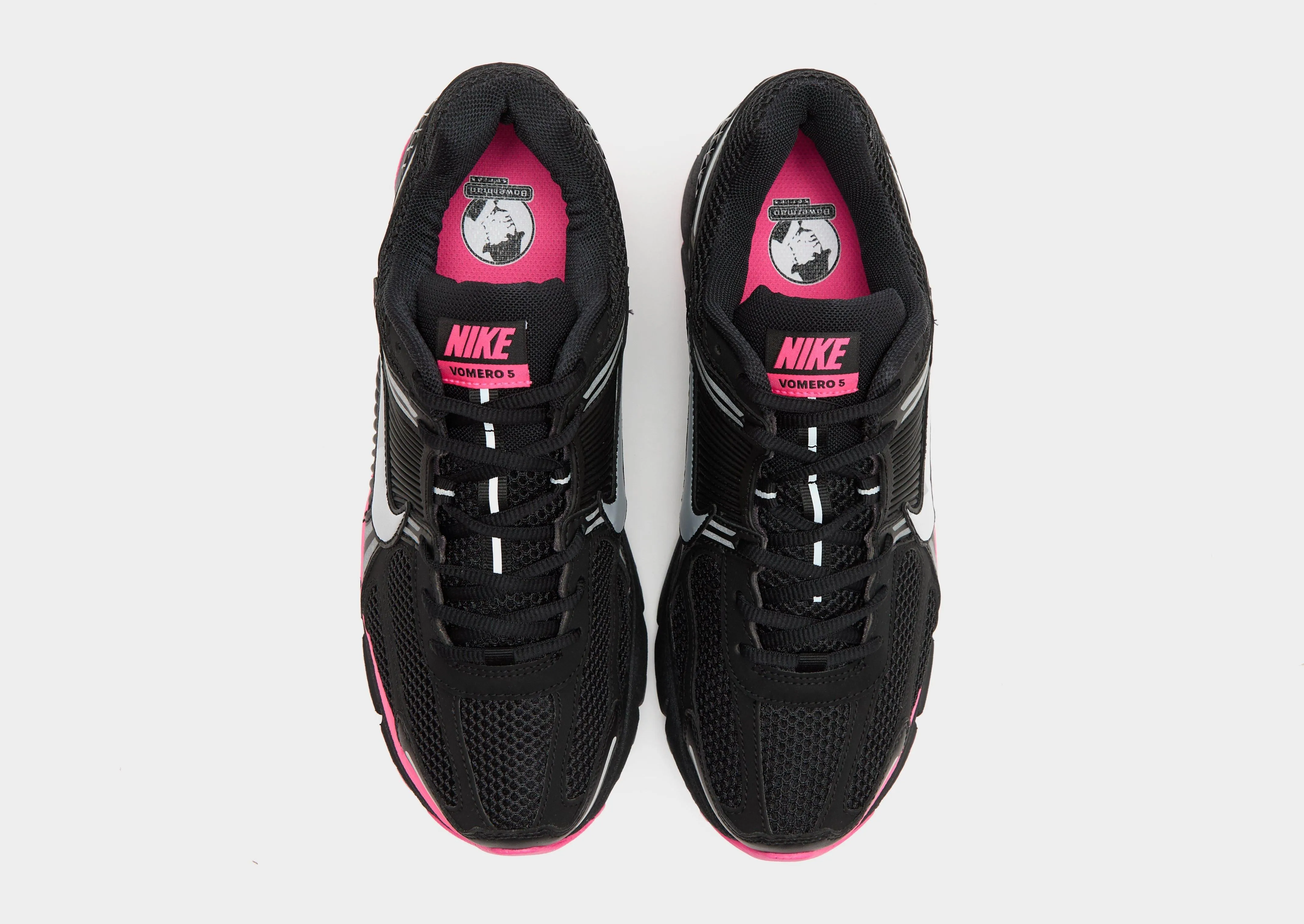 grass running shoes Zoom Vomero 5