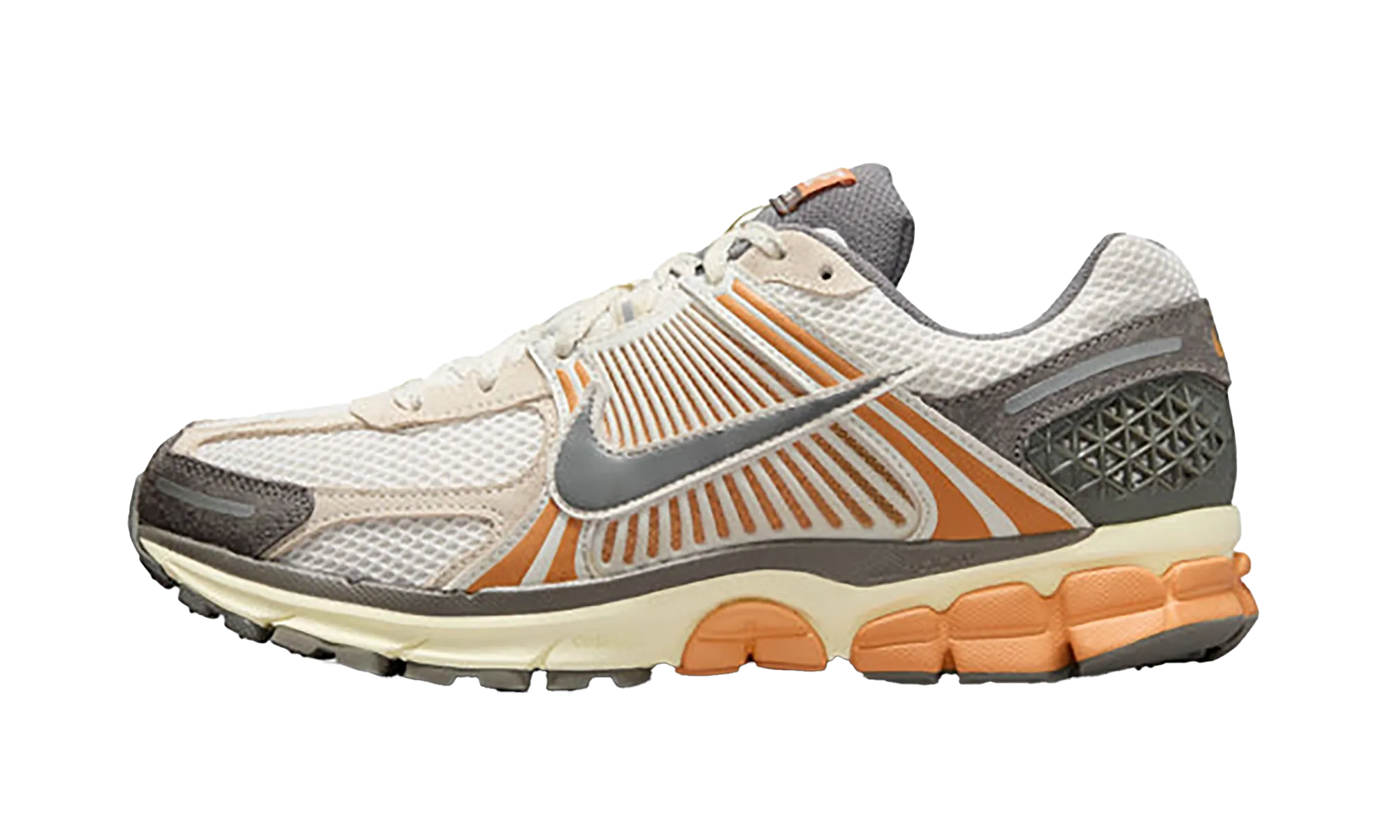 Zoom Vomero 5 "Copper Moon" breathable fabric shoes running with a GPS tracker