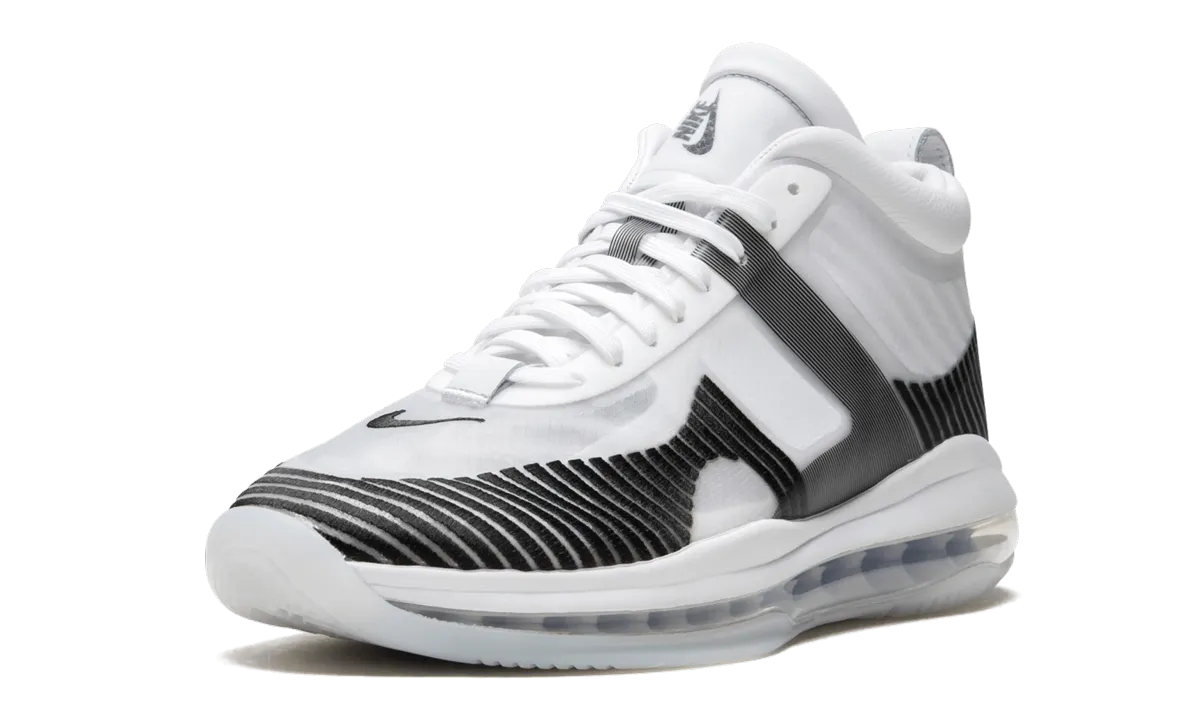 Lebron Icon QS "John Elliot" Sneakers Smooth Soles Balanced Grip Design