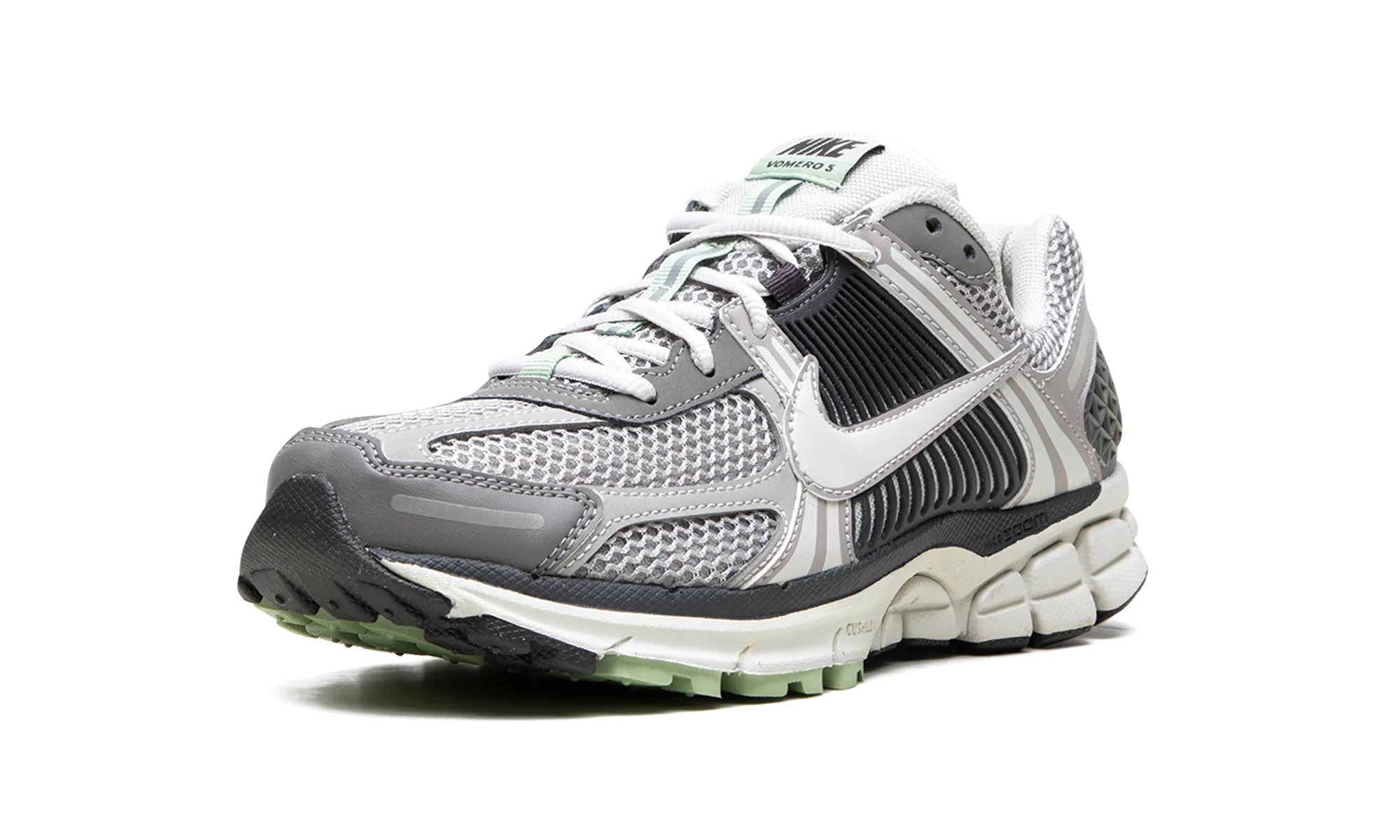 Gel cushion sports shoes for running VOMERO 5 WMNS "Cobblestone"