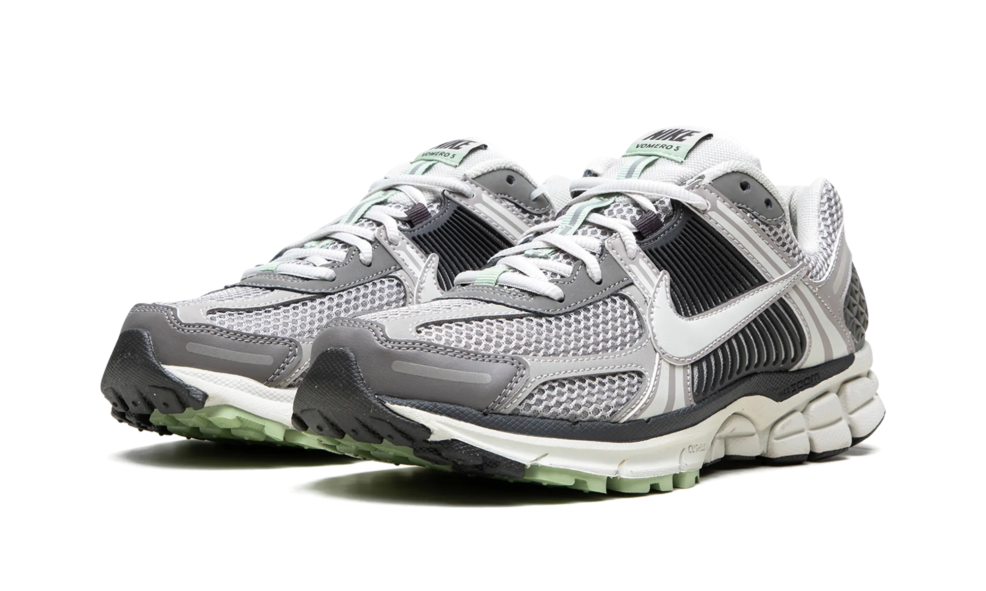 Visible features VOMERO 5 WMNS "Cobblestone"