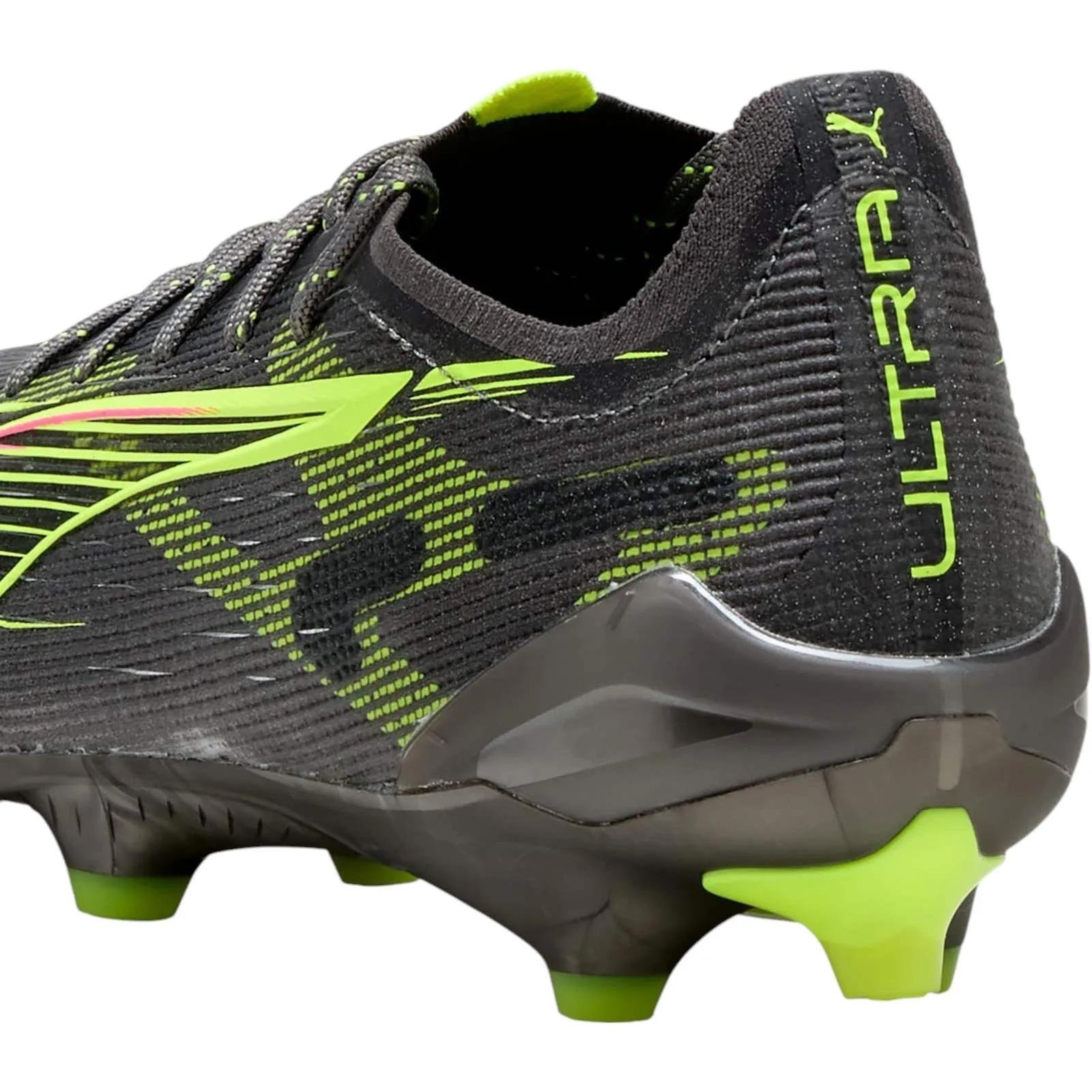Smooth Fit Puma Ultra 5 Ultimate Adults Firm Ground Football Boots