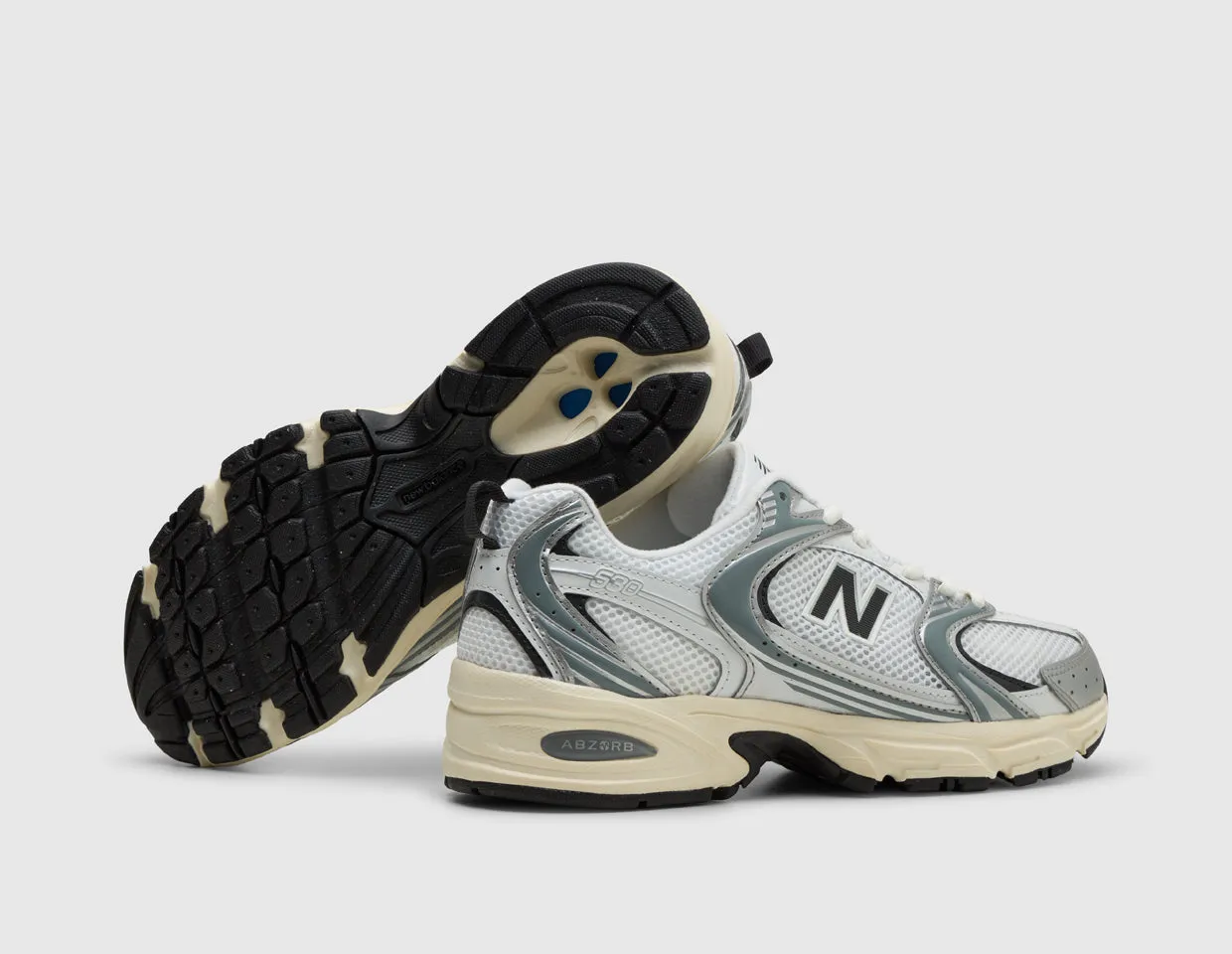 New Balance 530 Silver Metallic / Black Cement Adaptive piece Low Cushion