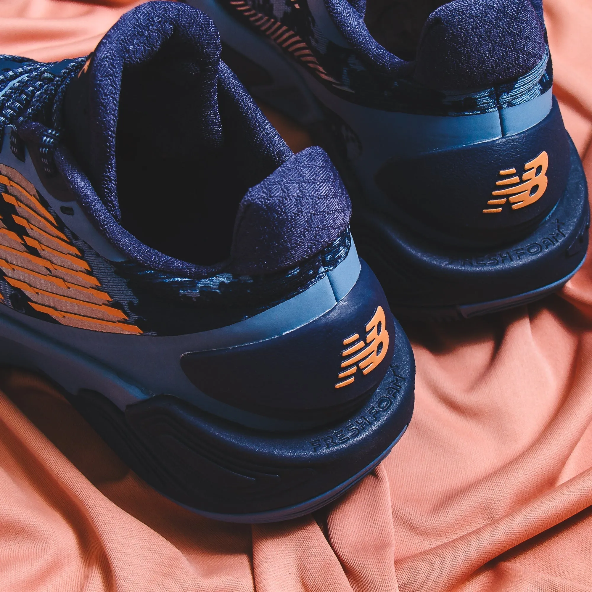 Tear Resistant Sleek Fit New Balance Basketball Unisex TWO WXY V5 Navy BB2WYBT5