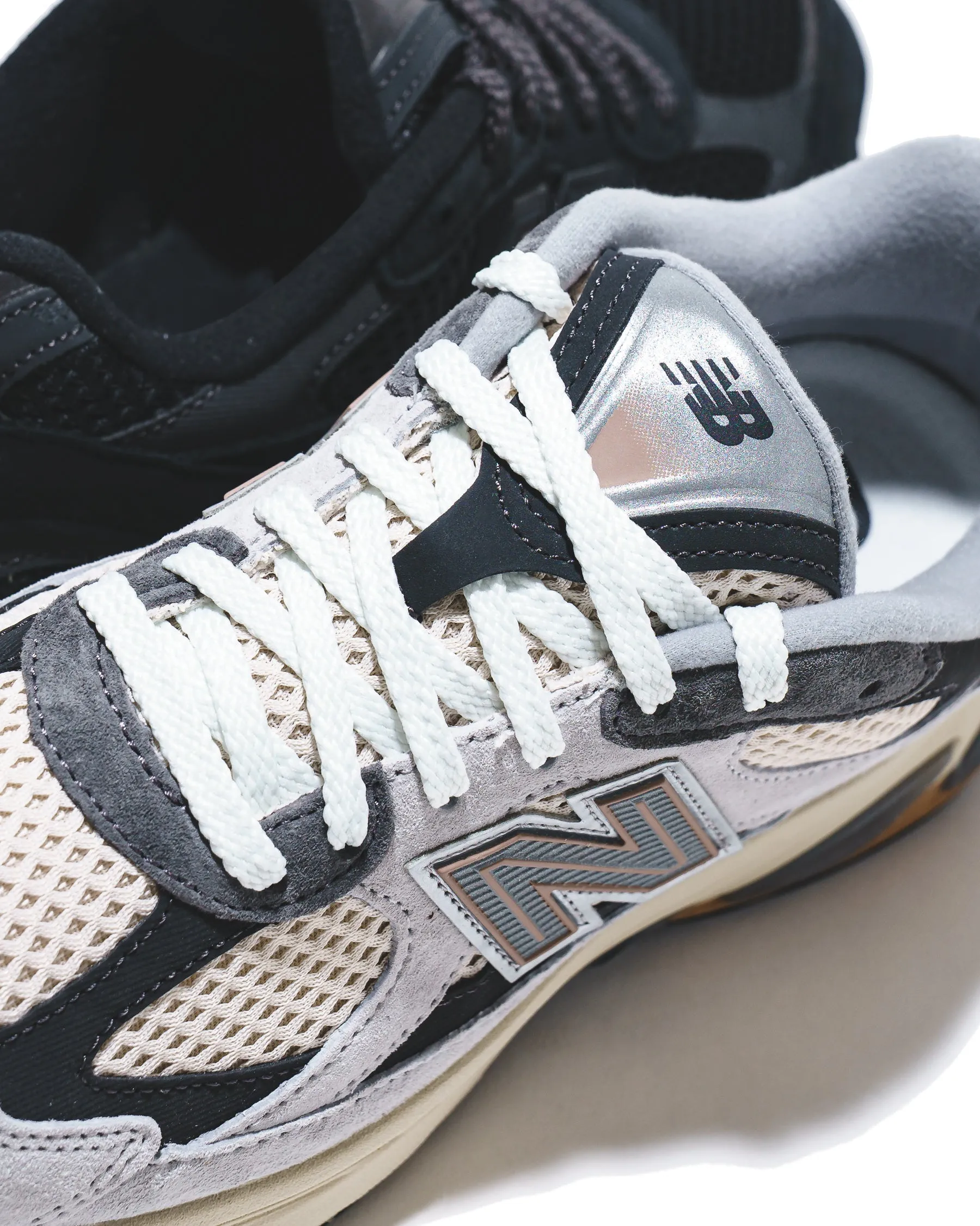 New Balance Unisex 2010 Brighton Grey Linen U2010TTO Reinforced Panels