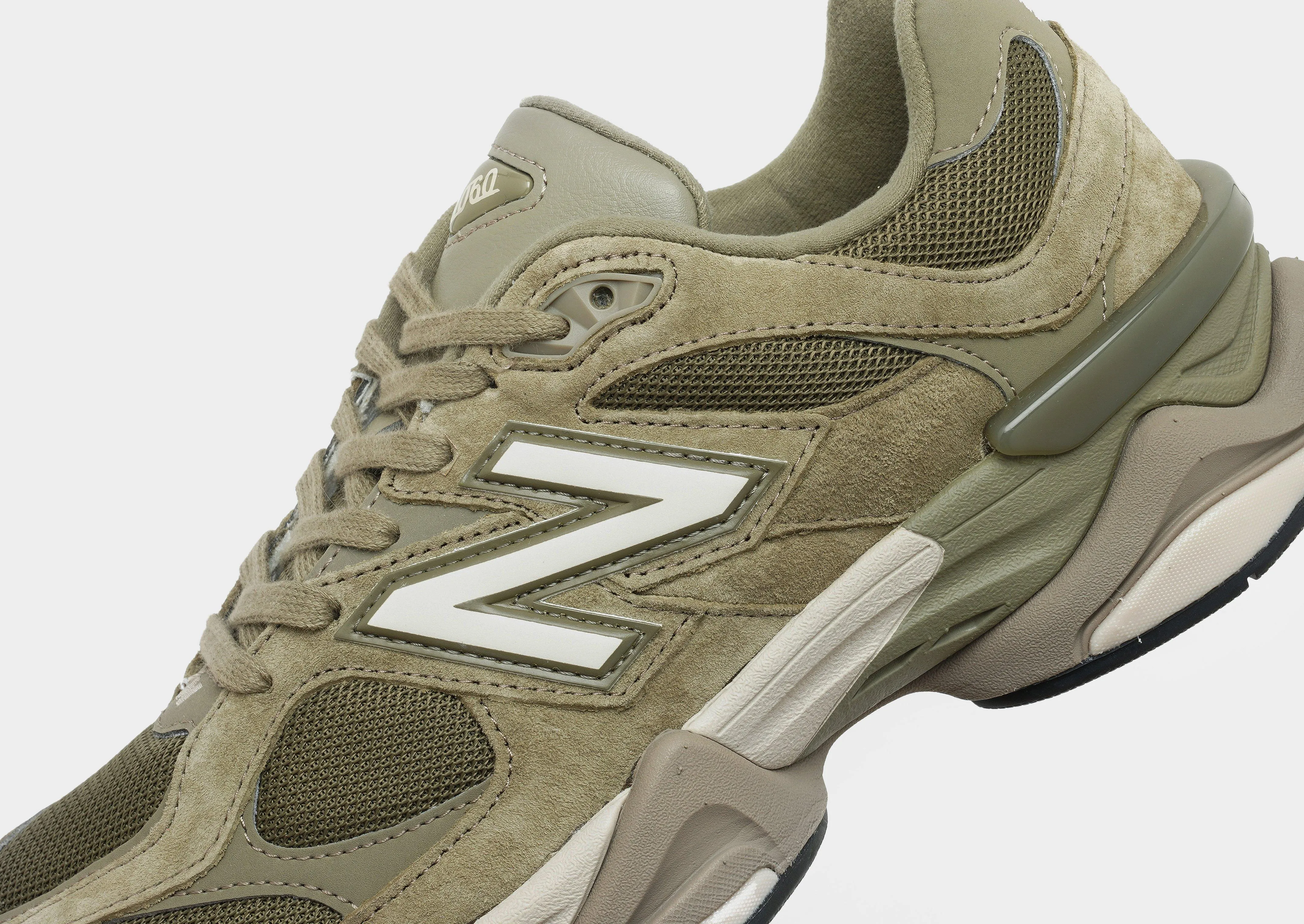 Ultimate Comfort Sneaker Care 9060