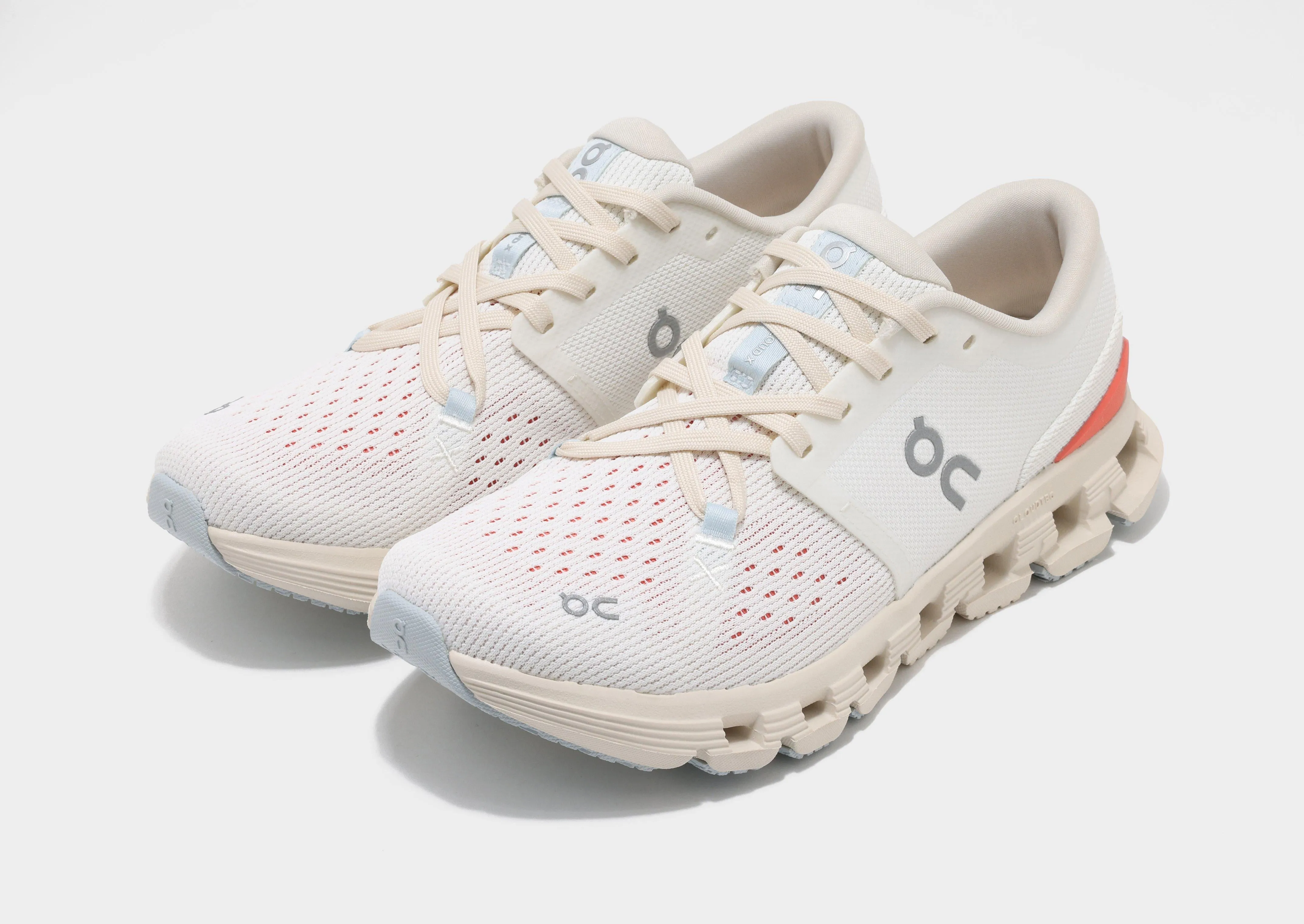 Cloud X 4 Women's Bold Look Stylish Support