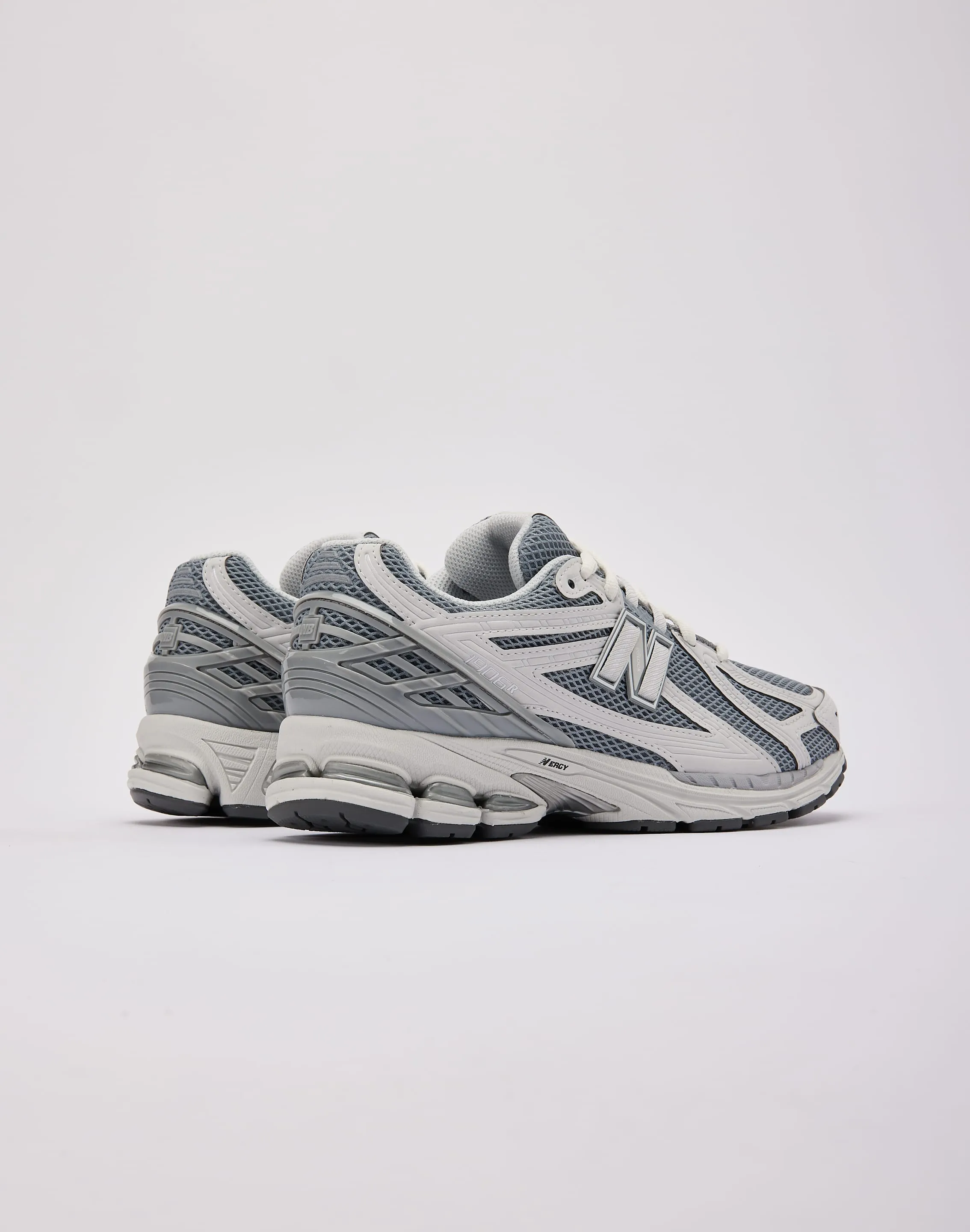 New Balance 1906R Travel Must Wind Chill