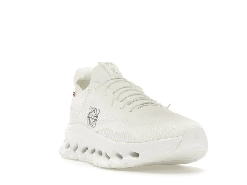 On Running Cloudtilt LOEWE All White Adaptive Grip