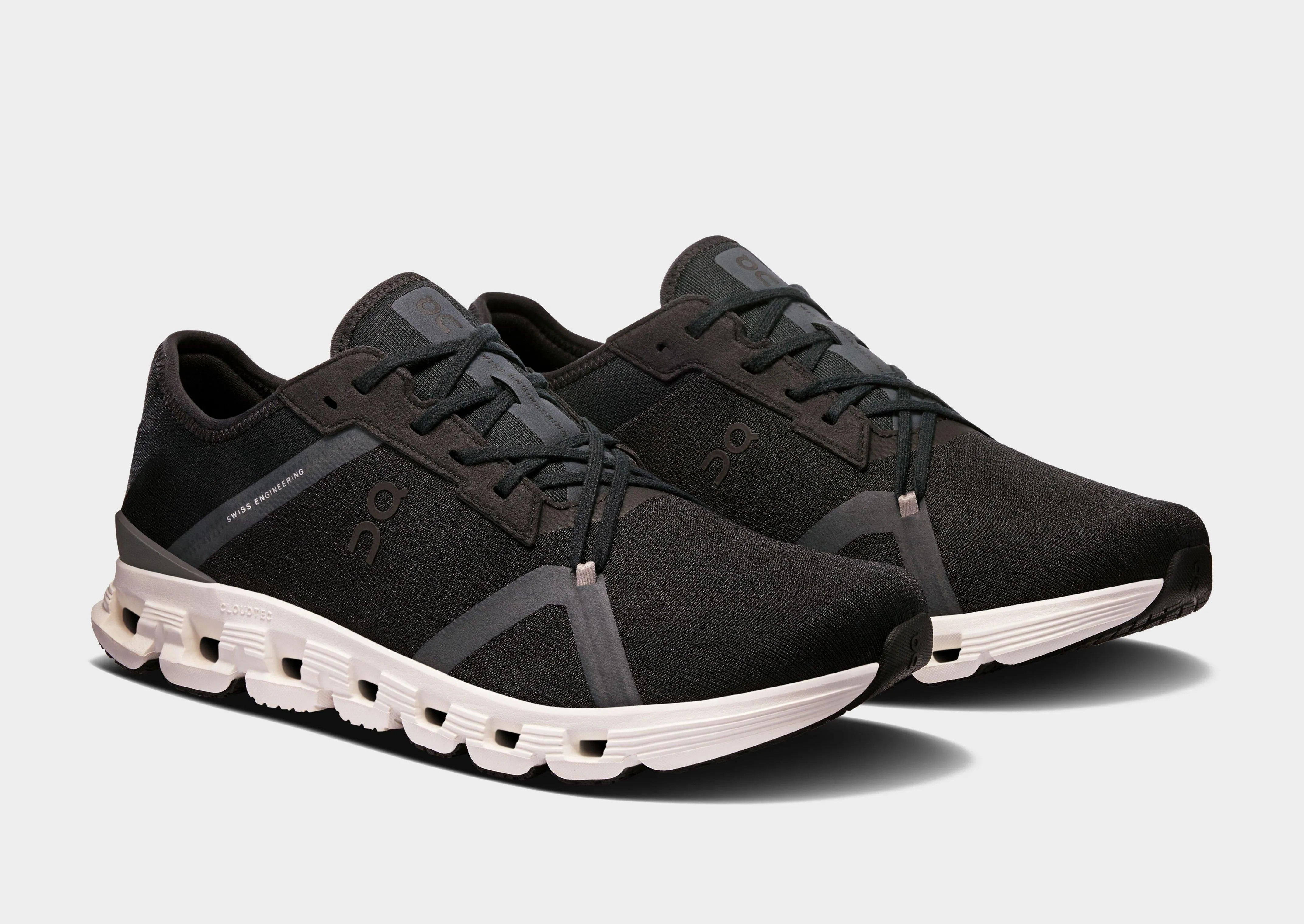 Cloud X 4 Impact Dispersal Extended Heel Counter