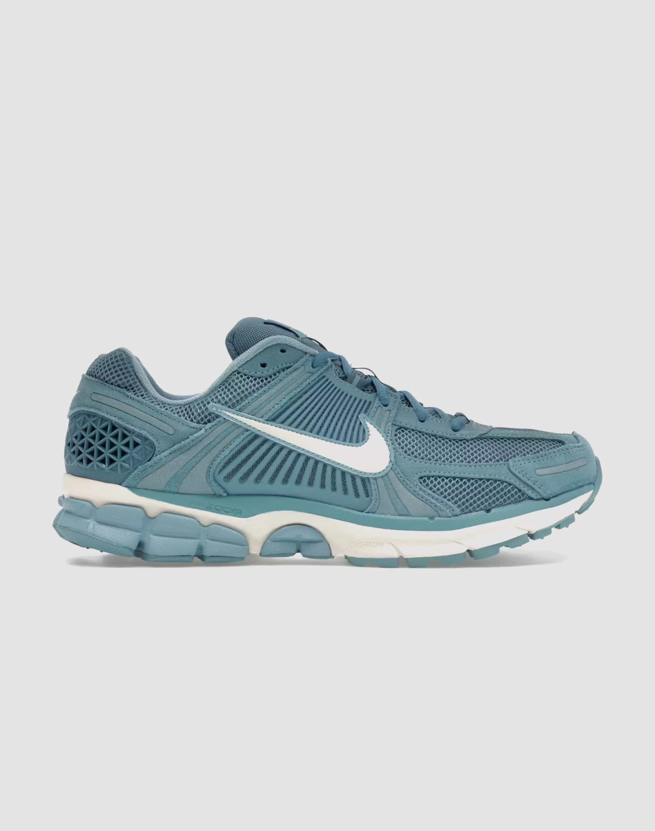 Harbor Mood Global Fit Nike Zoom Vomero 5