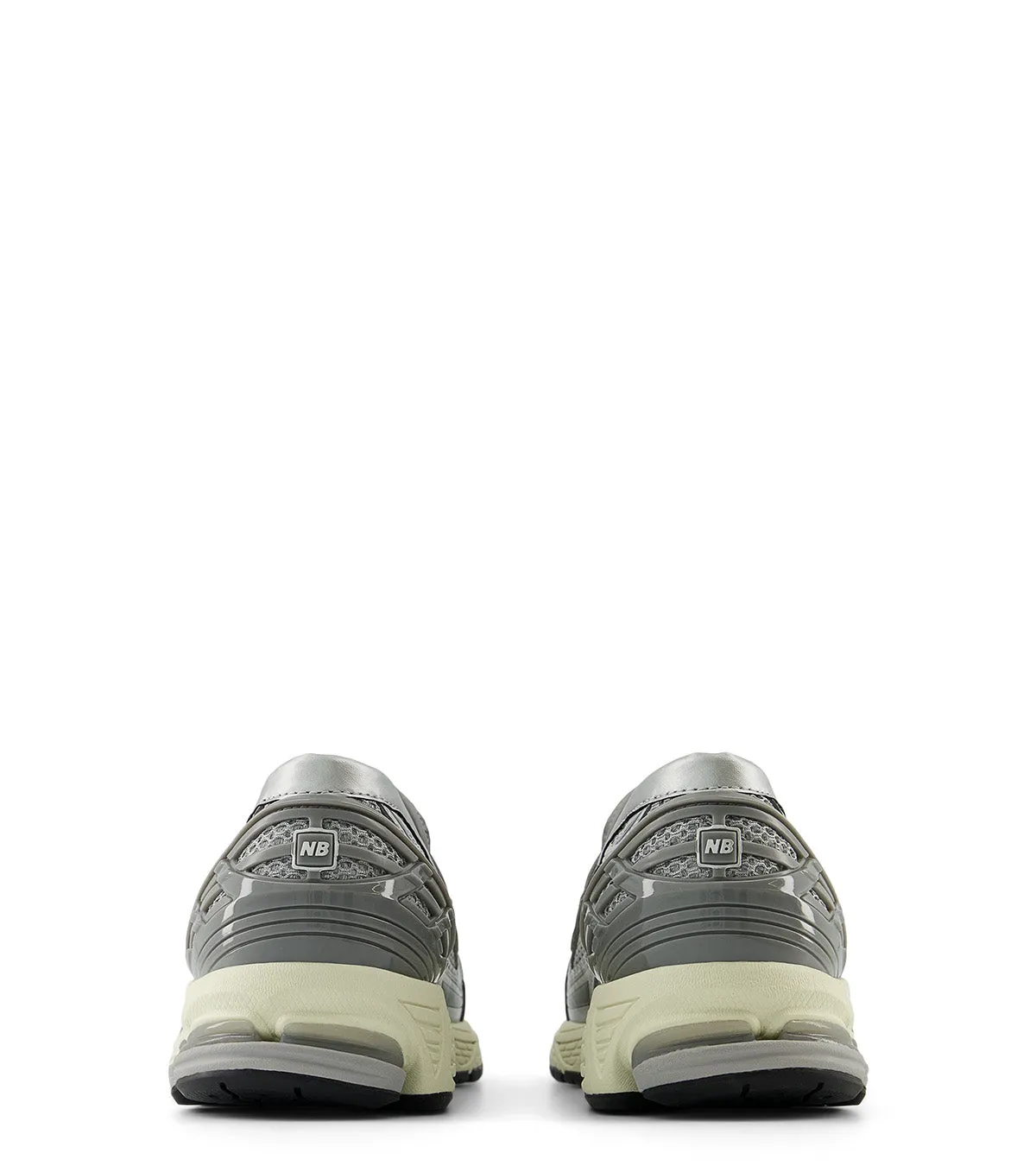 Move Free New Balance 1906L Silver