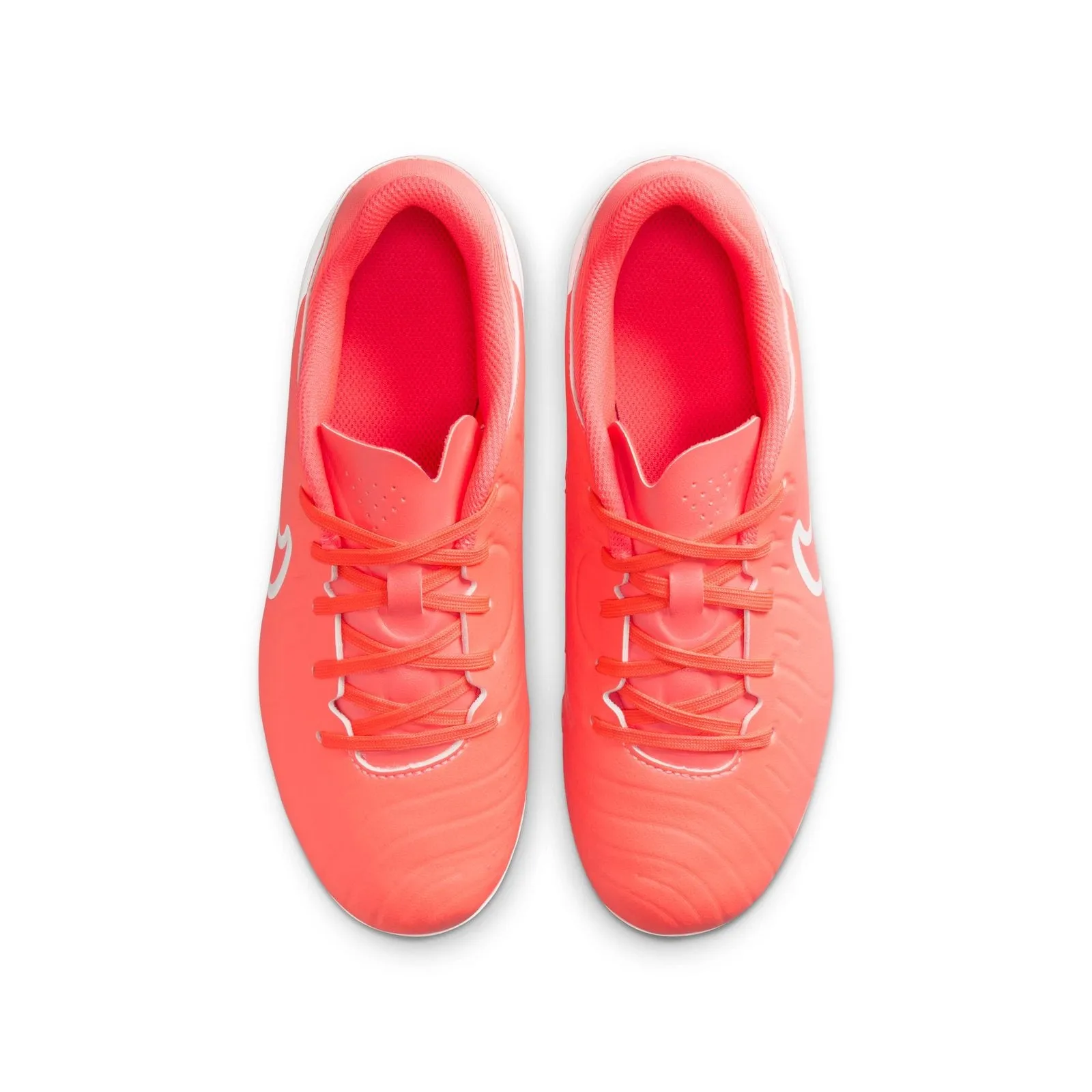 Skill Challenge Nike Jr. Tiempo Legend 10 Academy Kids Multi-Ground Football Boots